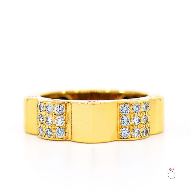 Round Cut Chanel Profil De Camellia Diamond 18 Karat Gold Ring