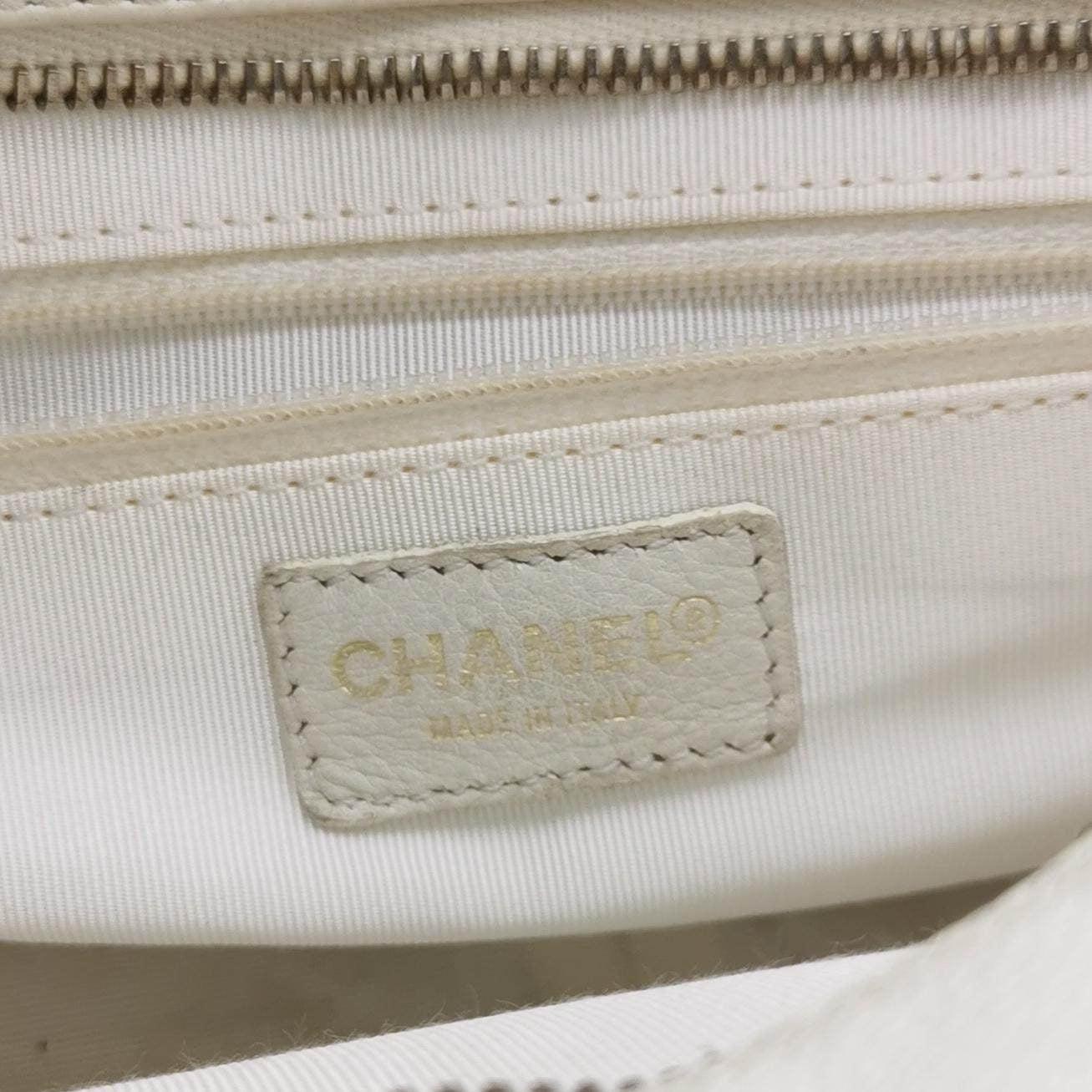 Chanel PST Petite Shopping Tote 2002 White Caviar Leather Chain Bag 5