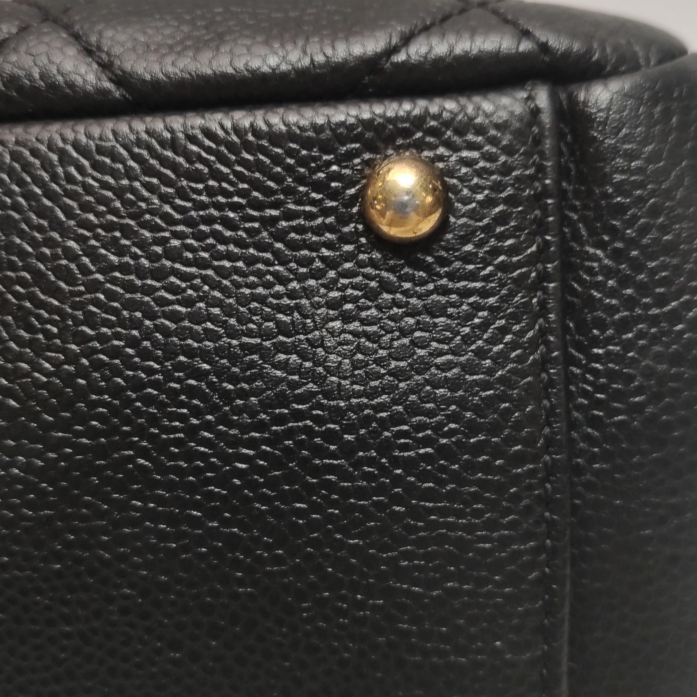 Chanel PST Petite Shopping Tote Black Caviar Leather CC Logo Gold Hardware 2012- en vente 12
