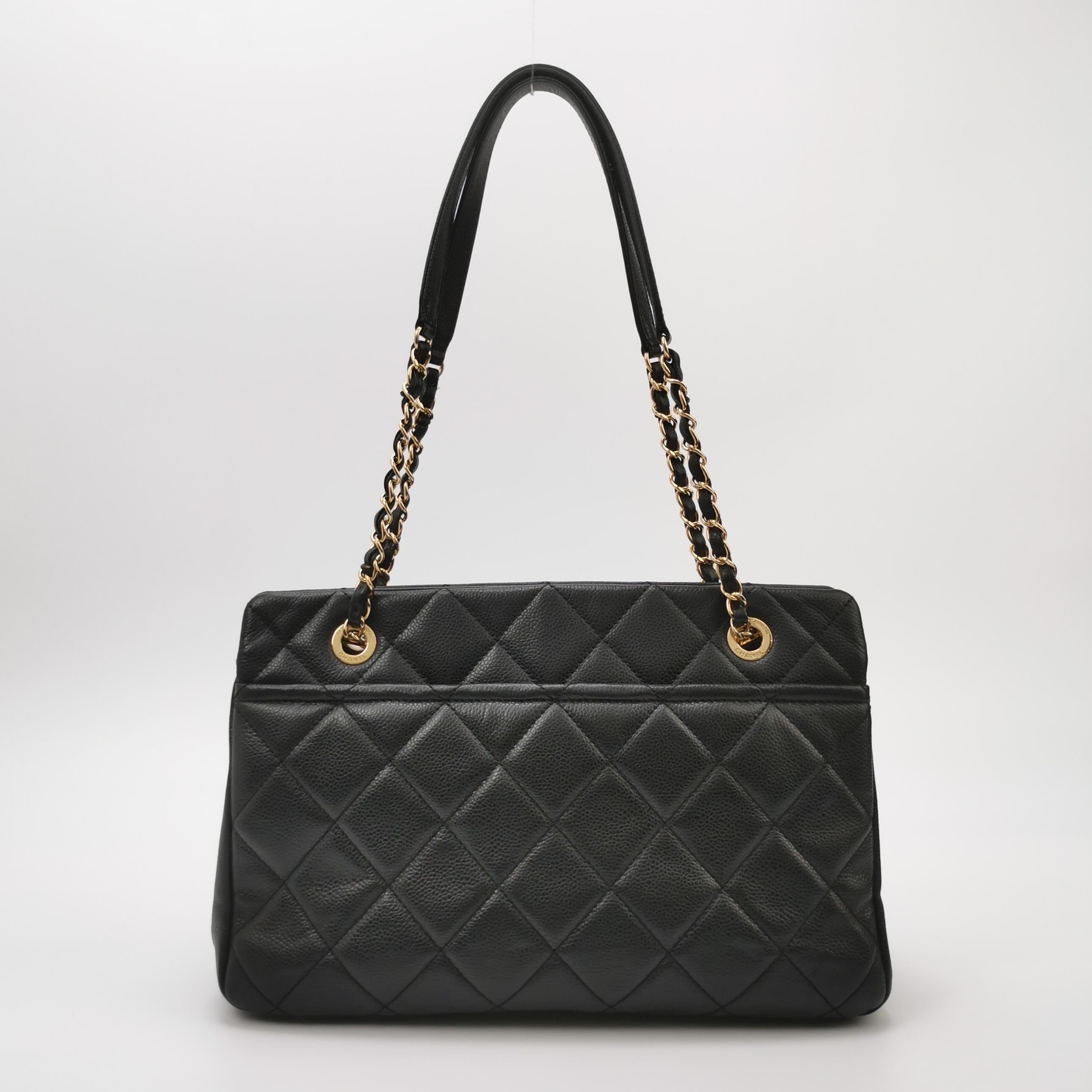 Chanel PST Petite Shopping Tote Black Caviar Leather CC Logo Gold Hardware 2012- en vente 1
