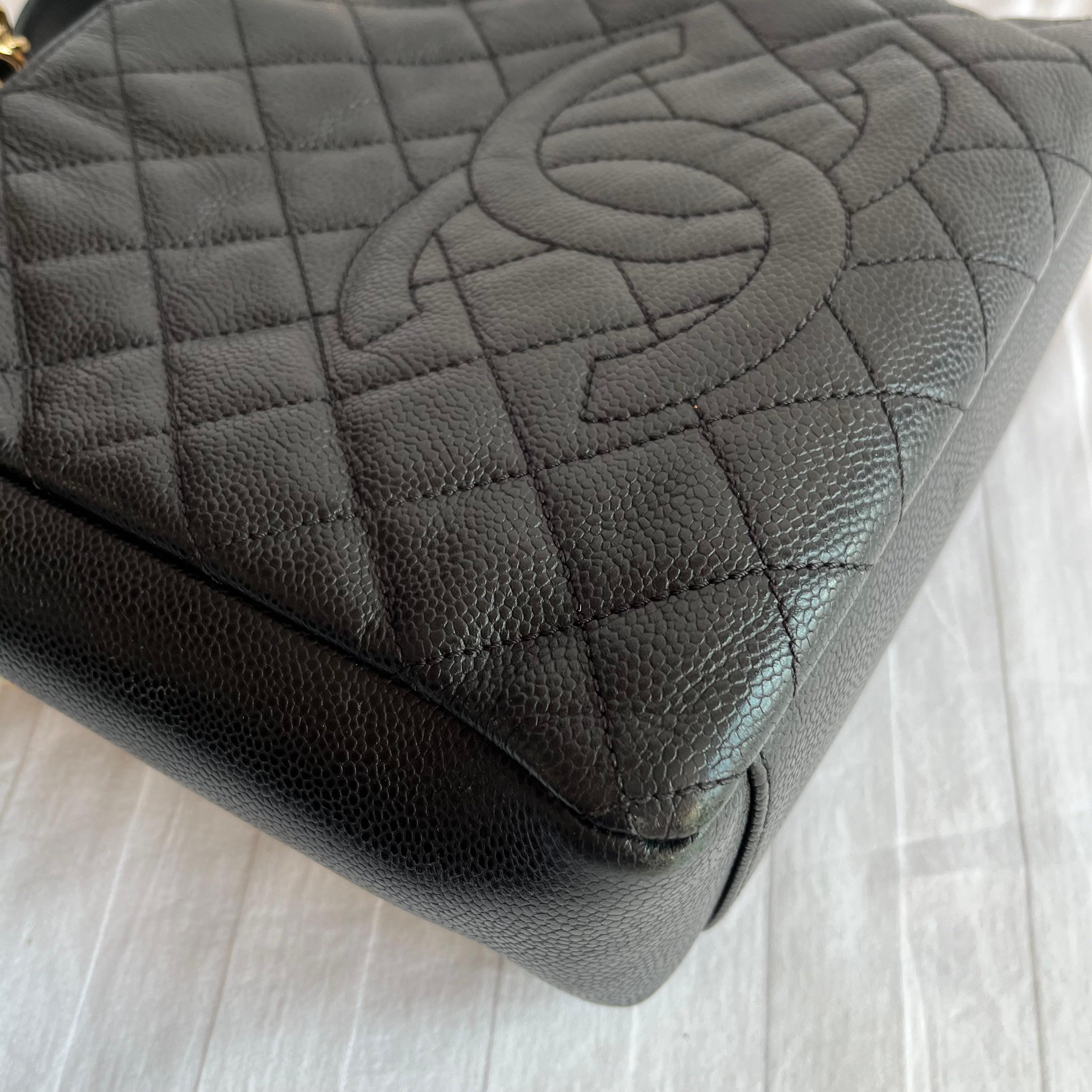 Chanel PST Petite Shopping Tote Black Caviar Leather Gold Hardware 2012 en vente 3
