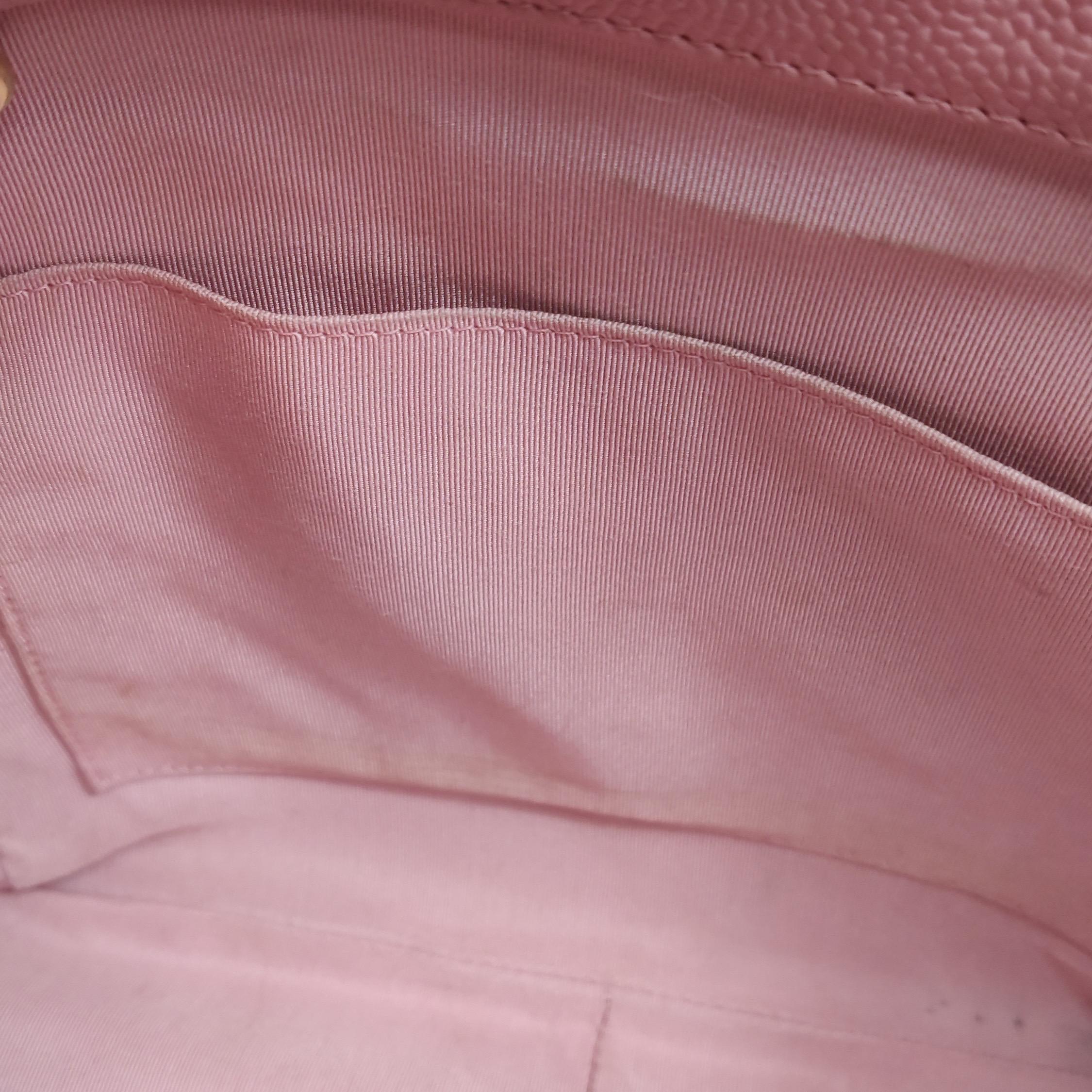 Chanel PST Petite Shopping Tote Pink Caviar Leather Gold Hardware, 2004-2005 en vente 6