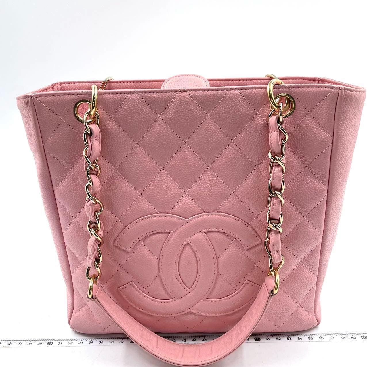 Chanel PST Petite Shopping Tote Pink Caviar Leather Gold Hardware, 2004-2005 In Excellent Condition For Sale In AUBERVILLIERS, FR