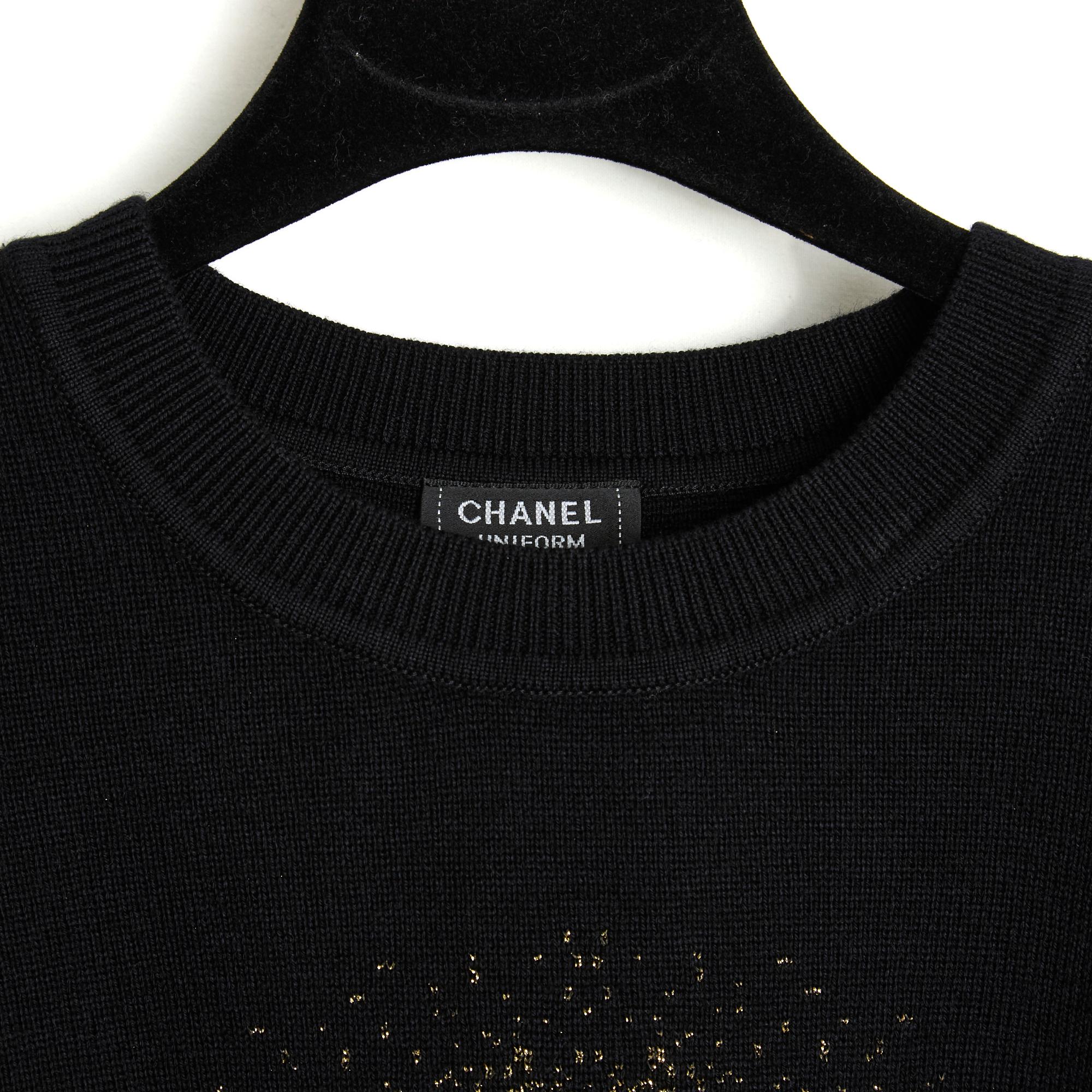 Chanel Pull M Black wool golden CC Halo Sweater size M Uniform In New Condition In PARIS, FR