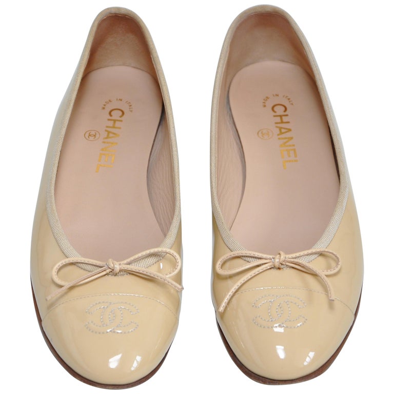 Chanel Pumps Ballet Ballerina Flats Classic Shoes Nude Cream Beige For Sale  at 1stDibs