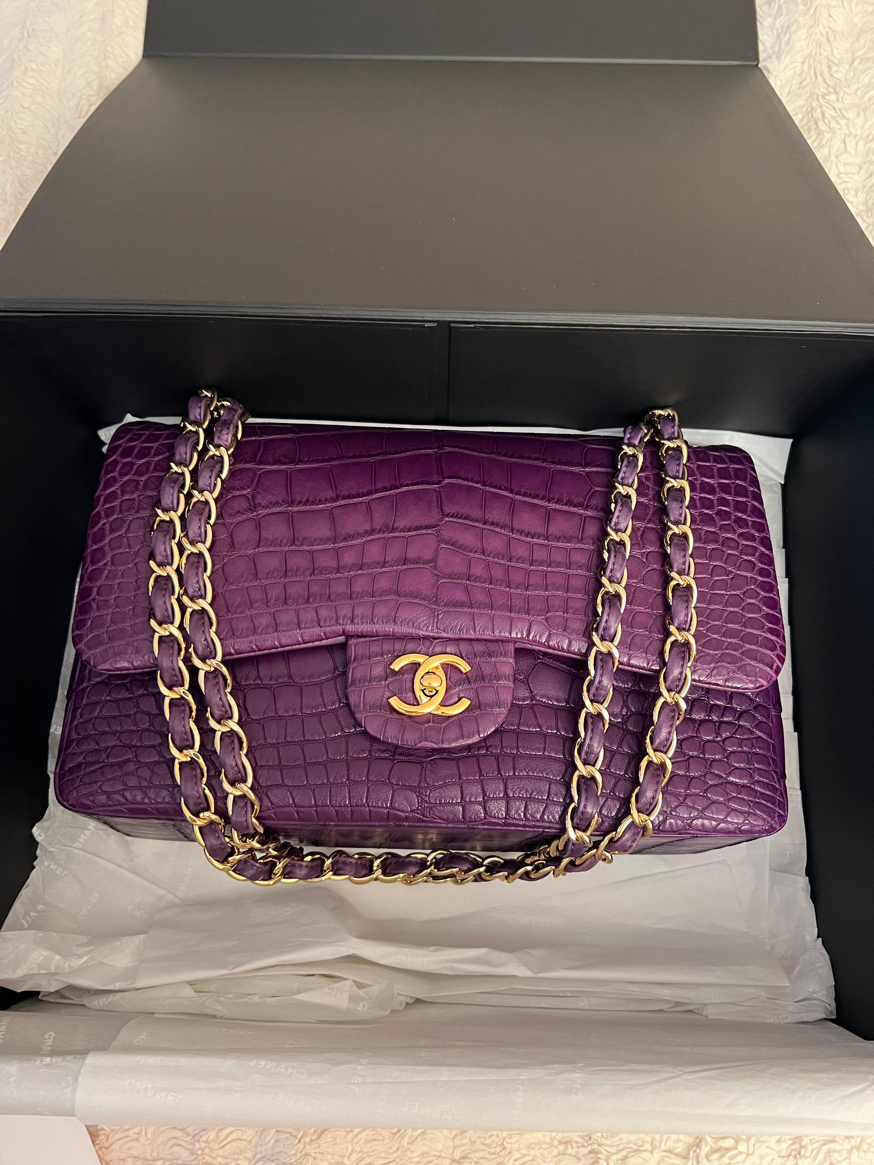 Chanel Purple Alligator Jumbo Classic Double Flap Bag with Gold Hardware For Sale 13