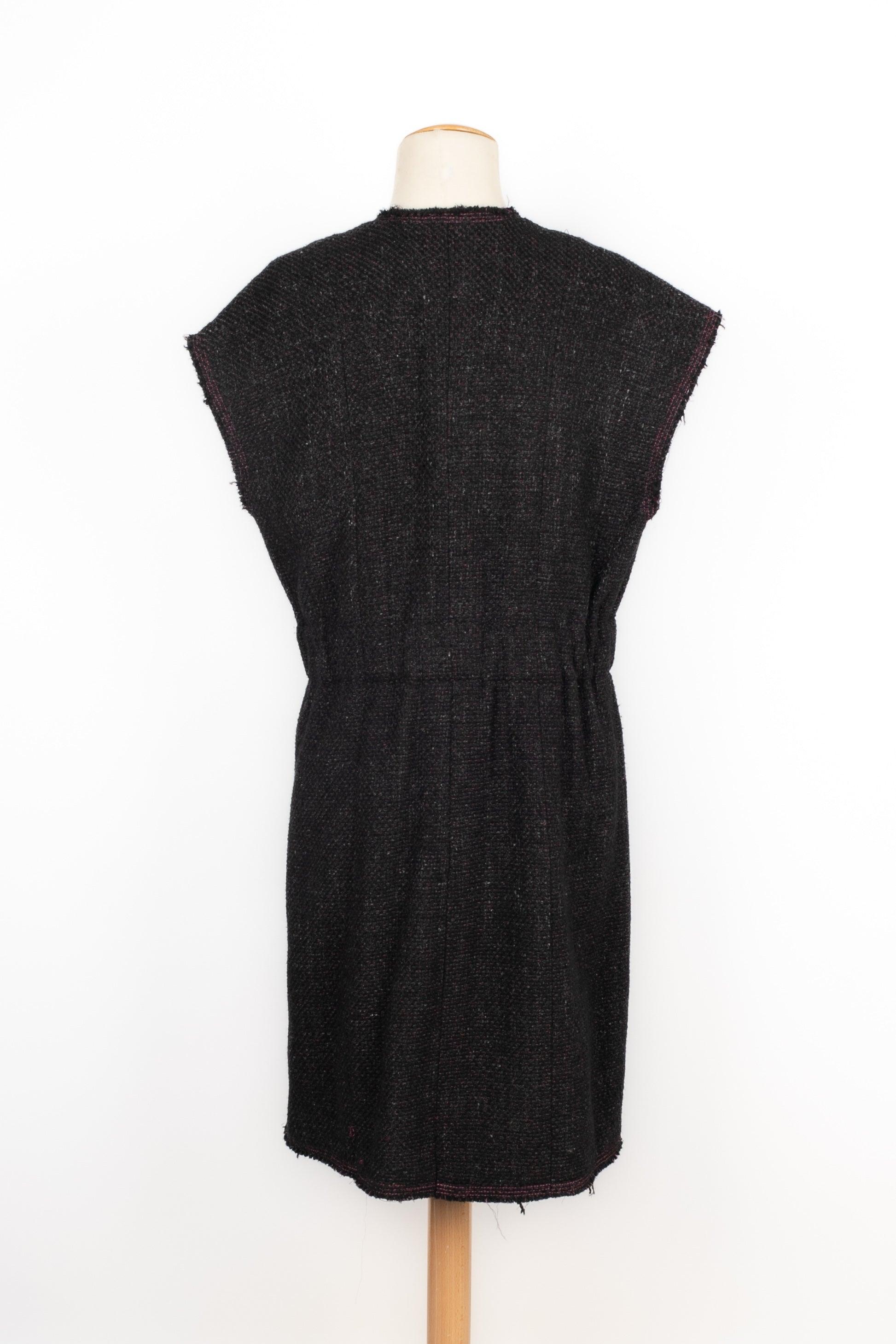 Vestido Chanel de tweed en tonos morados y negros Negro en venta