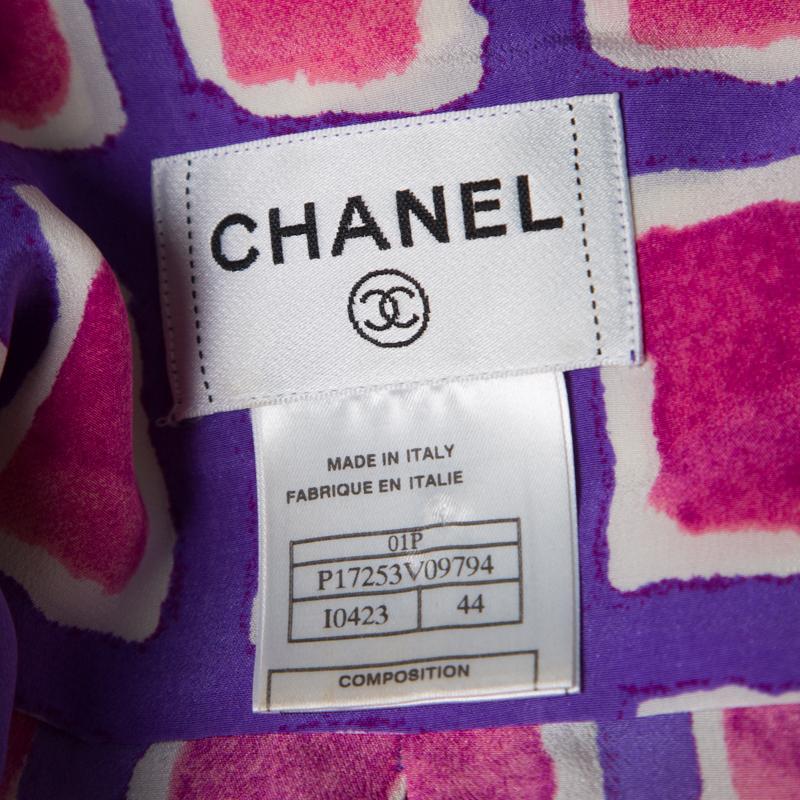 Chanel Purple and Pink Watercolor Motif Printed Silk Zip Front Blouse M In Good Condition In Dubai, Al Qouz 2