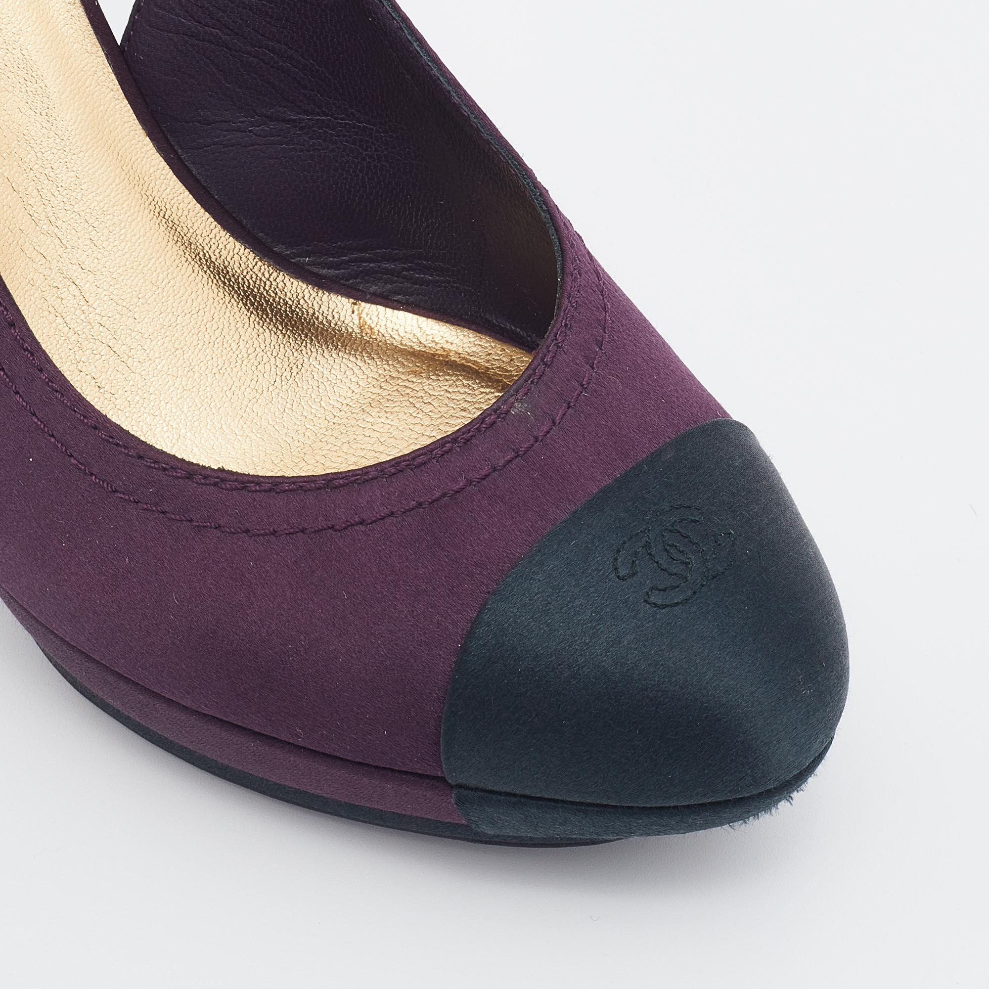 Chanel Purple/Black Satin CC Cap Toe Slingbacks Sandals Size 38 In Good Condition In Dubai, Al Qouz 2