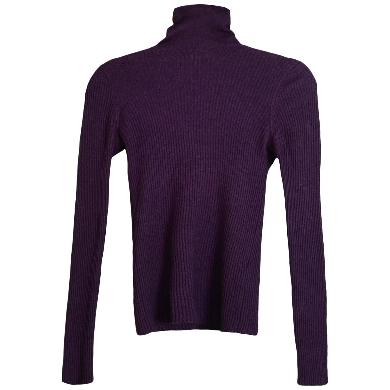 Chanel Purple Cashmere Blend Long Sleeve Turtleneck Sweater w/ CC Buttons sz 38