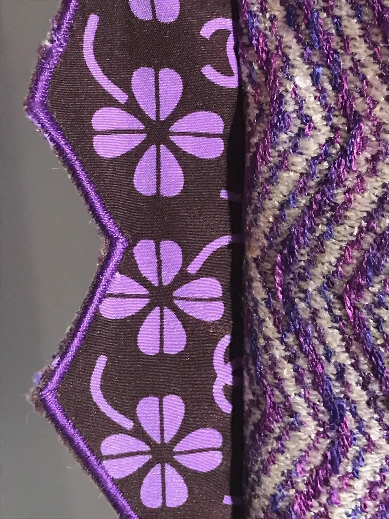 Chanel - Jupe crayon violette tissée de diamants avec bordure en zigzag, 2001  Pour femmes en vente