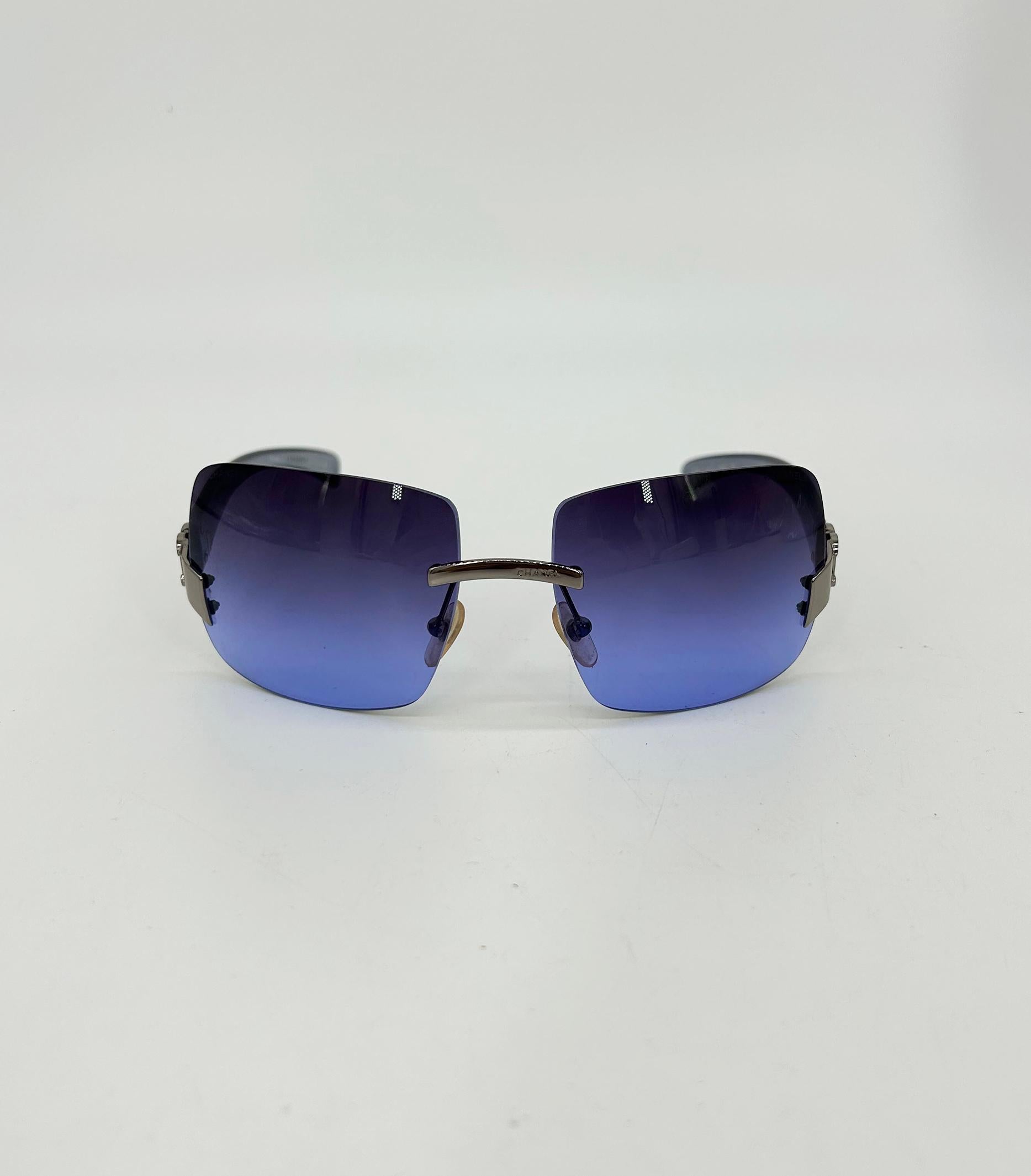 Chanel Lila Ombre Linse CC Logo randlose Sonnenbrille c2000s im Zustand „Hervorragend“ im Angebot in Philadelphia, PA