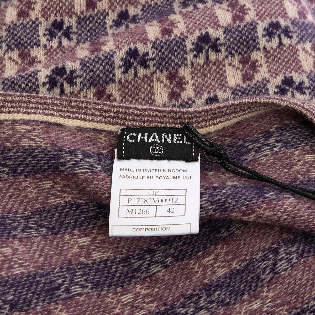 CHANEL purple & pink cashmere 2001 01P CLOVER Cardigan Sweater 42 L For Sale 2