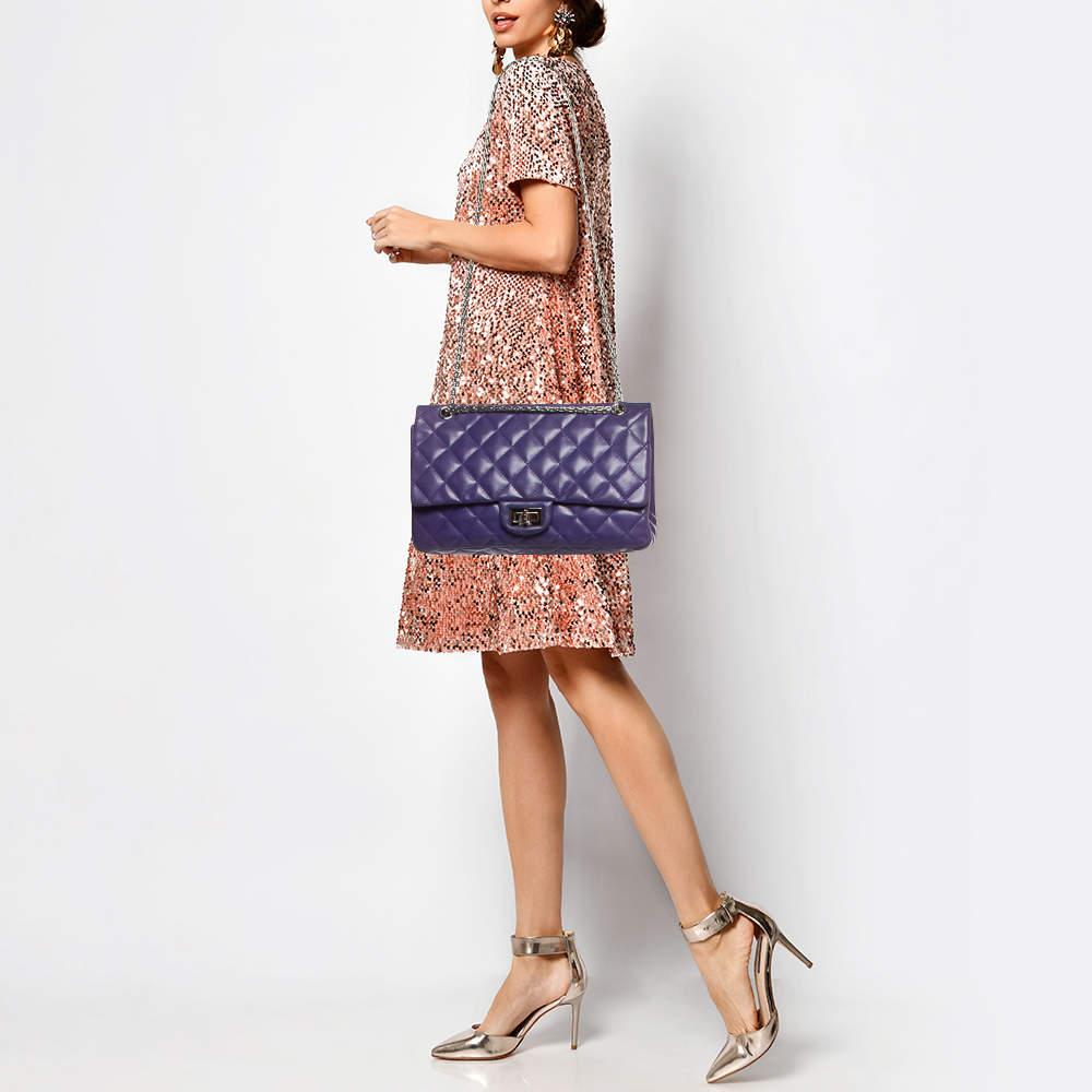 Chanel Purple Quilted Leather 227 Reissue 2.55 Flap Bag In Fair Condition For Sale In Dubai, Al Qouz 2