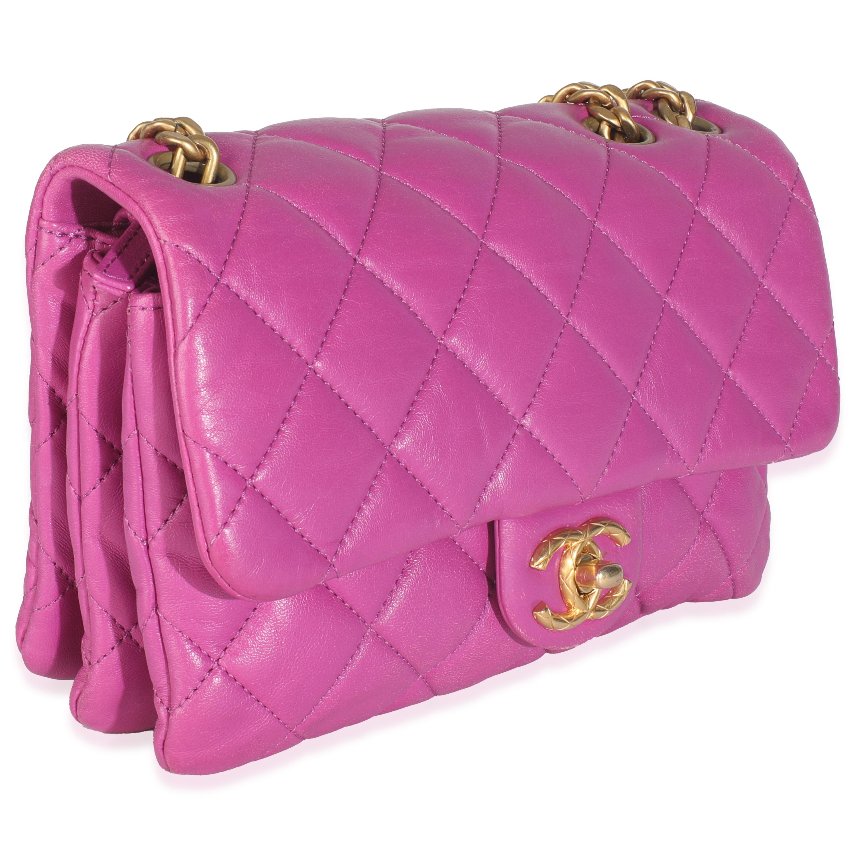 Violet Chanel Purple Shiny Aged Quilted Calfskin Small Pillow Crush Flap Bag en vente