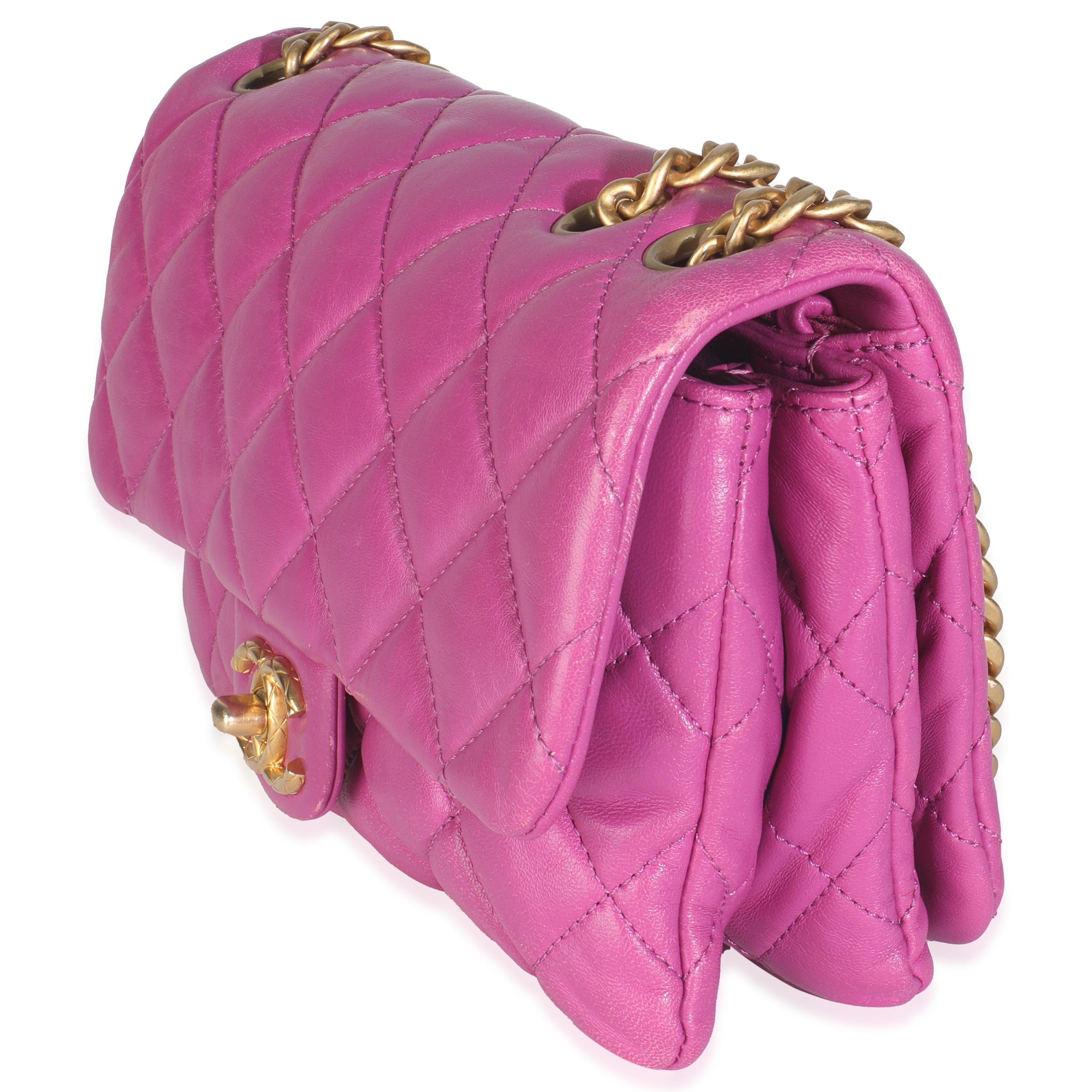 Chanel Purple Shiny Aged Quilted Calfskin Small Pillow Crush Flap Bag Bon état - En vente à New York, NY