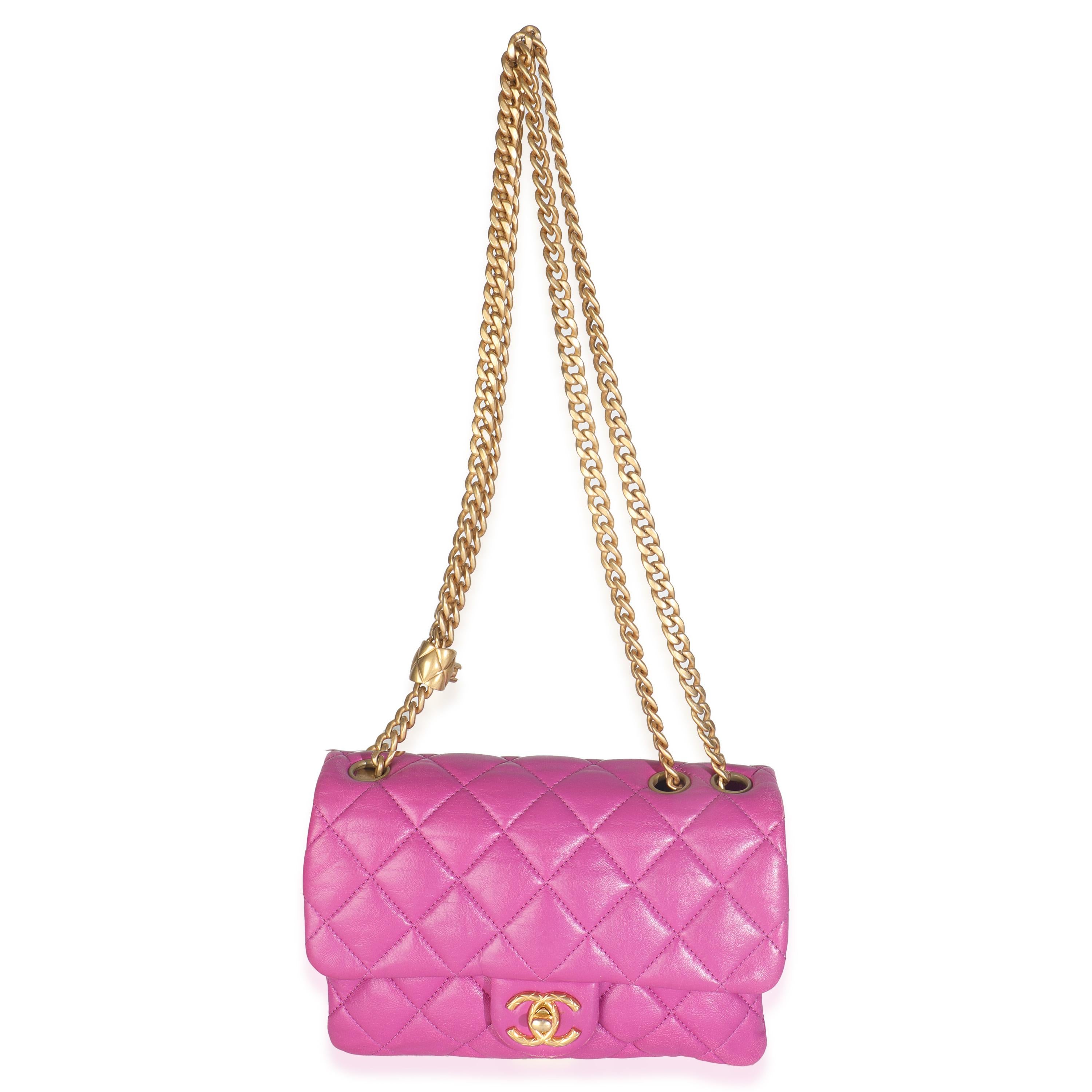 Chanel Purple Shiny Aged Quilted Calfskin Small Pillow Crush Flap Bag en vente 1