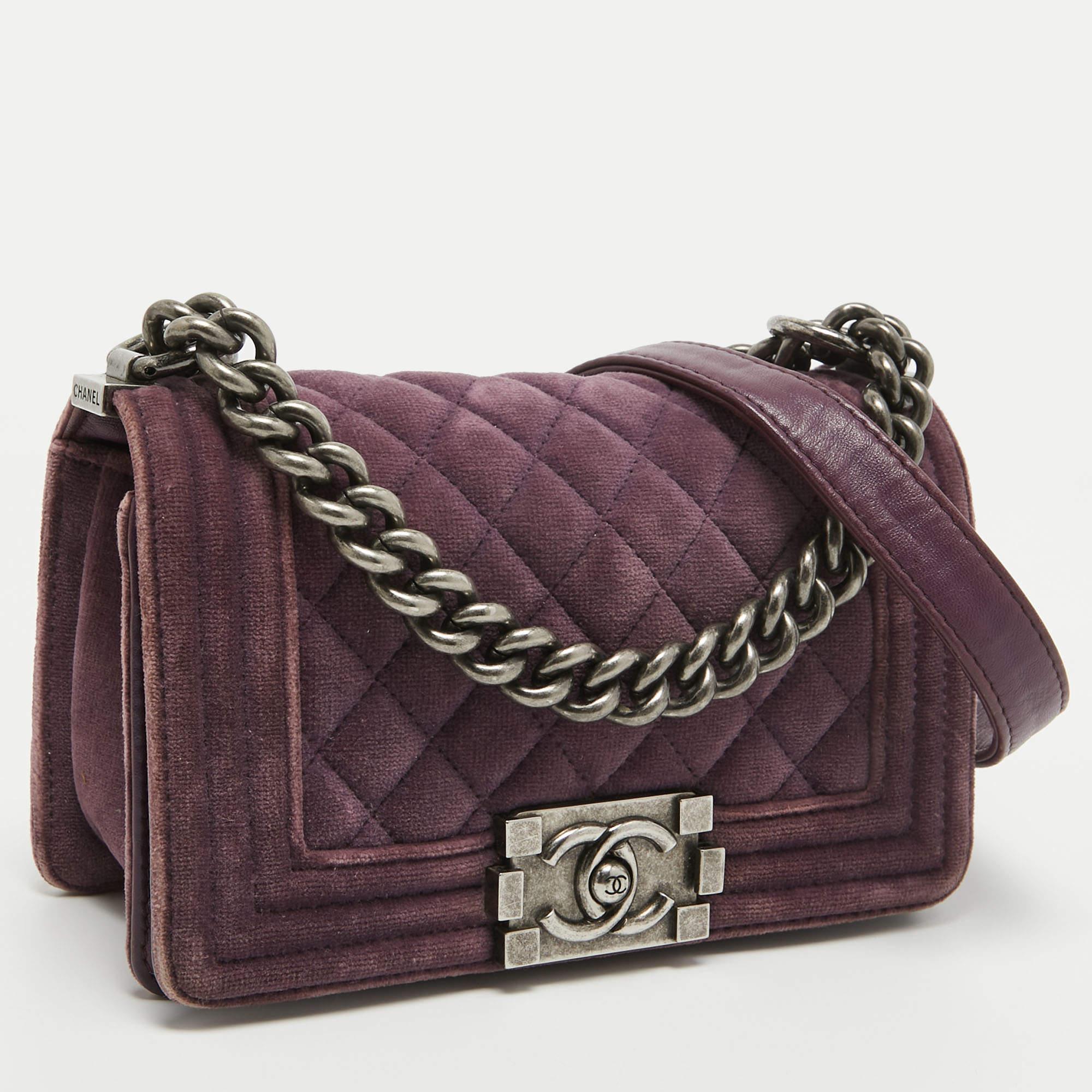 Chanel Purple Velvet Small Boy Bag In Good Condition In Dubai, Al Qouz 2