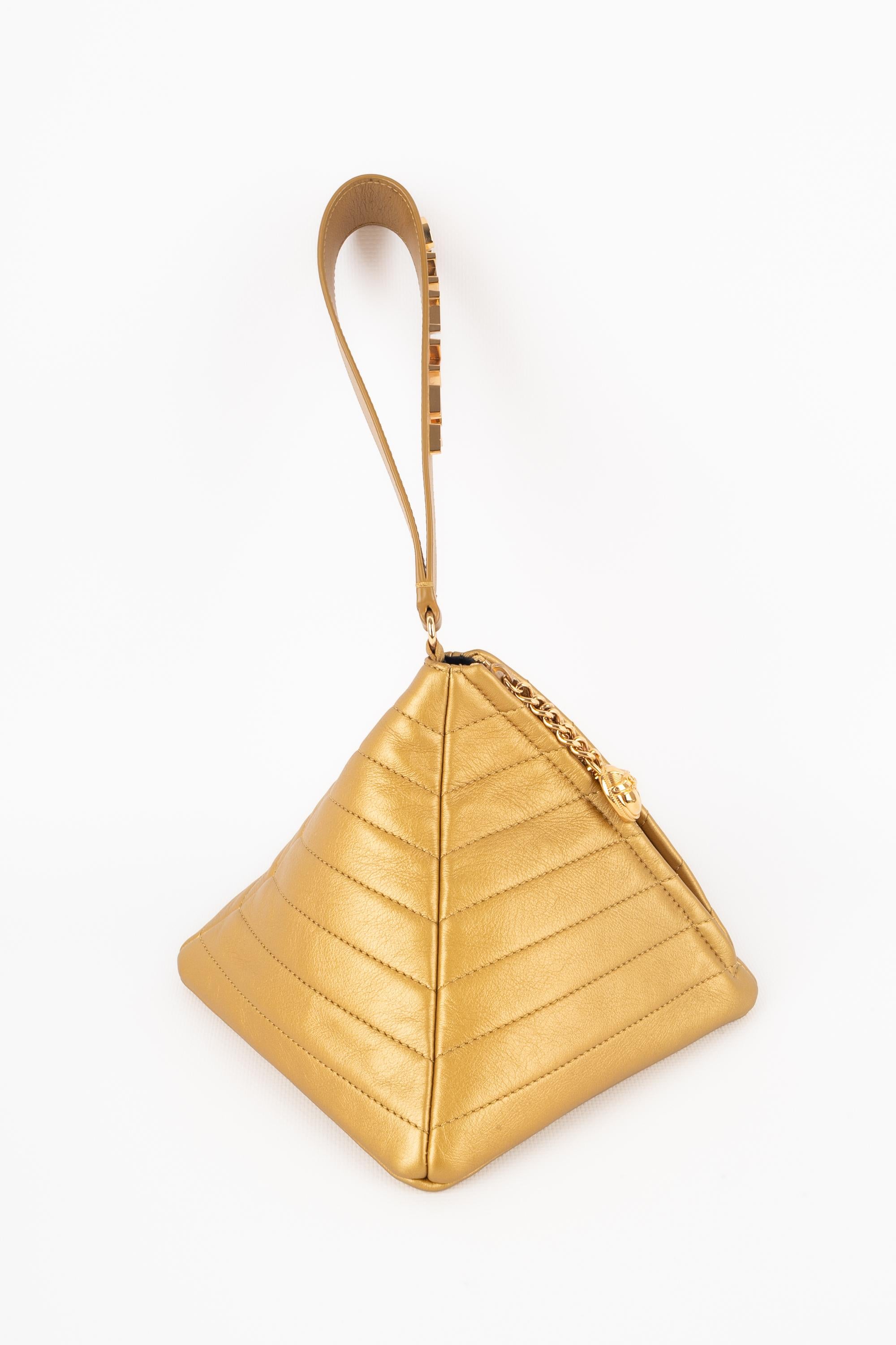 Women's or Men's Chanel “Pyramid Kheops” bag 2019 For Sale