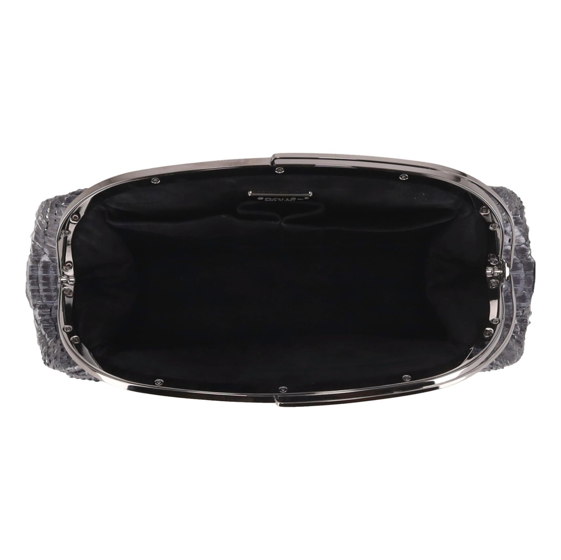 Chanel Pythonhaut Zeitlose Clutch Tasche im Angebot 1