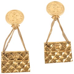Chanel Quilted Bag 2.55 Earrings - gold