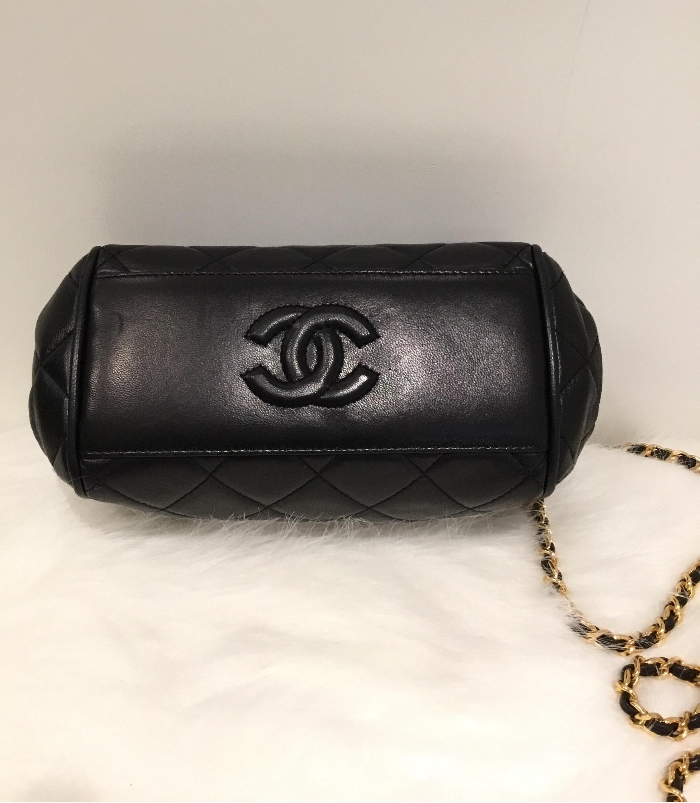 chanel black bag with gold chain
