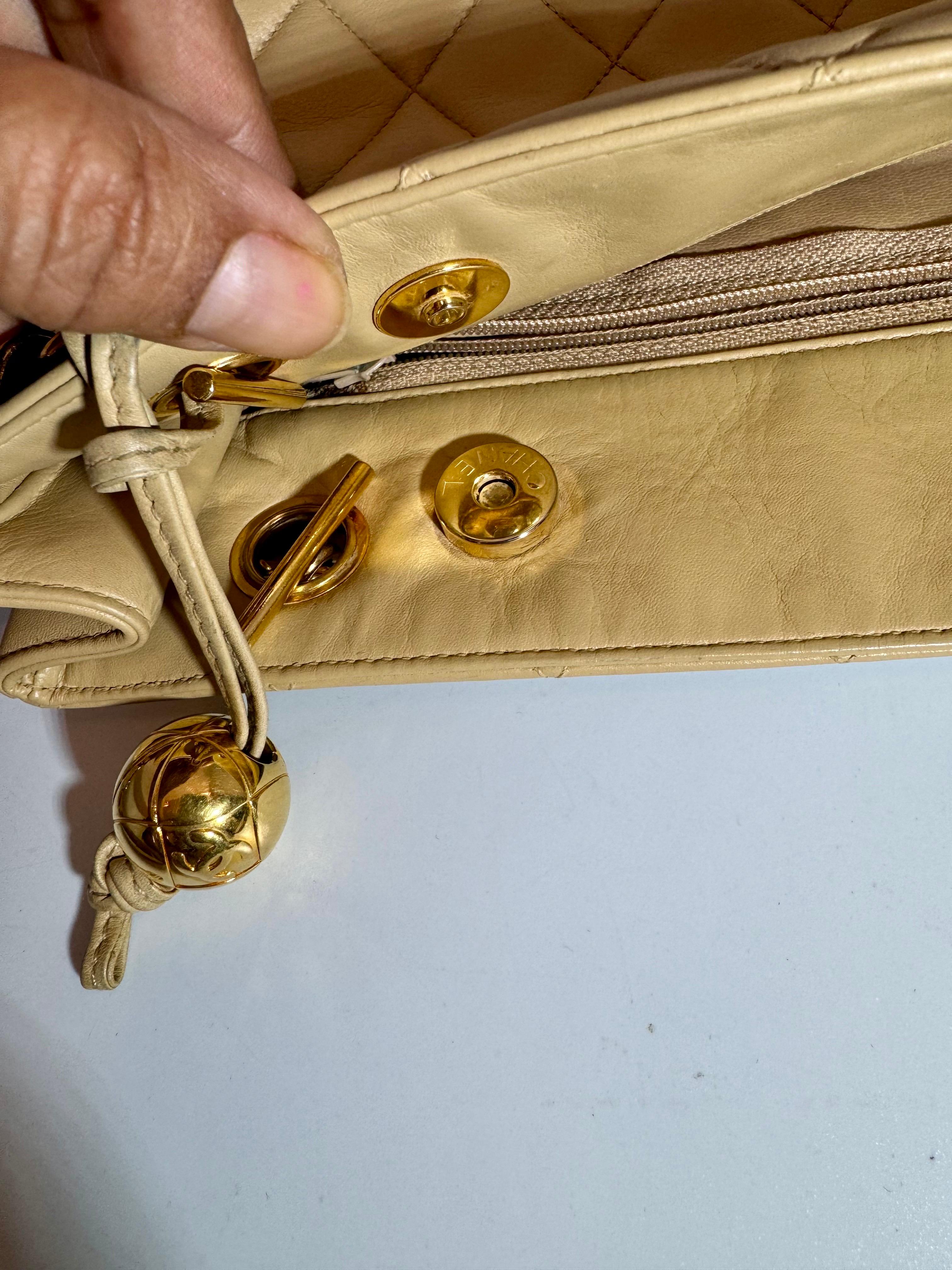 Chanel Quilted Beige/ Cream Lamb Skin Grand Shopper Chain Tote, Golden Hardware For Sale 3