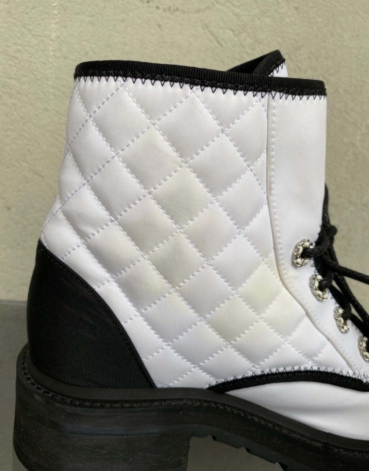 Women's or Men's Chanel quilted black and white Boots For Sale