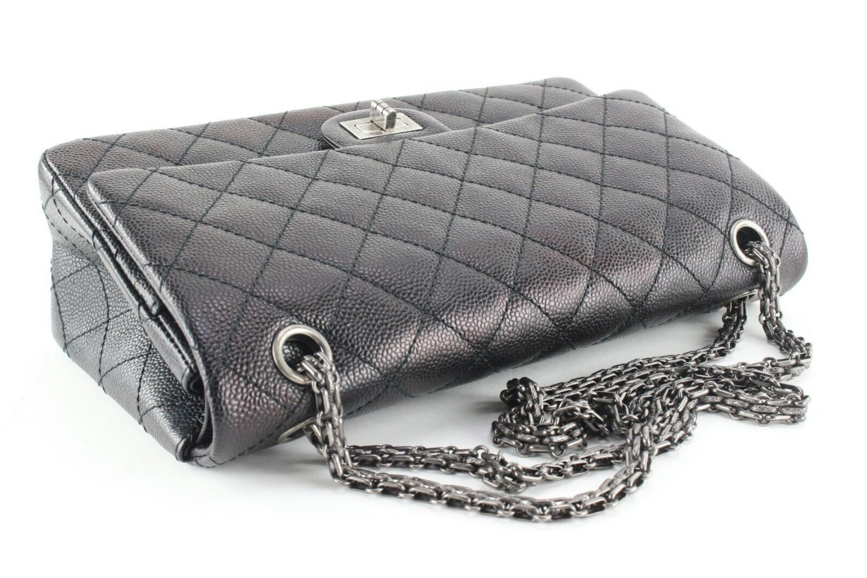 Chanel Quilted Black Caviar 2.55 Reissue 226 Flap 3CK0215 For Sale 3