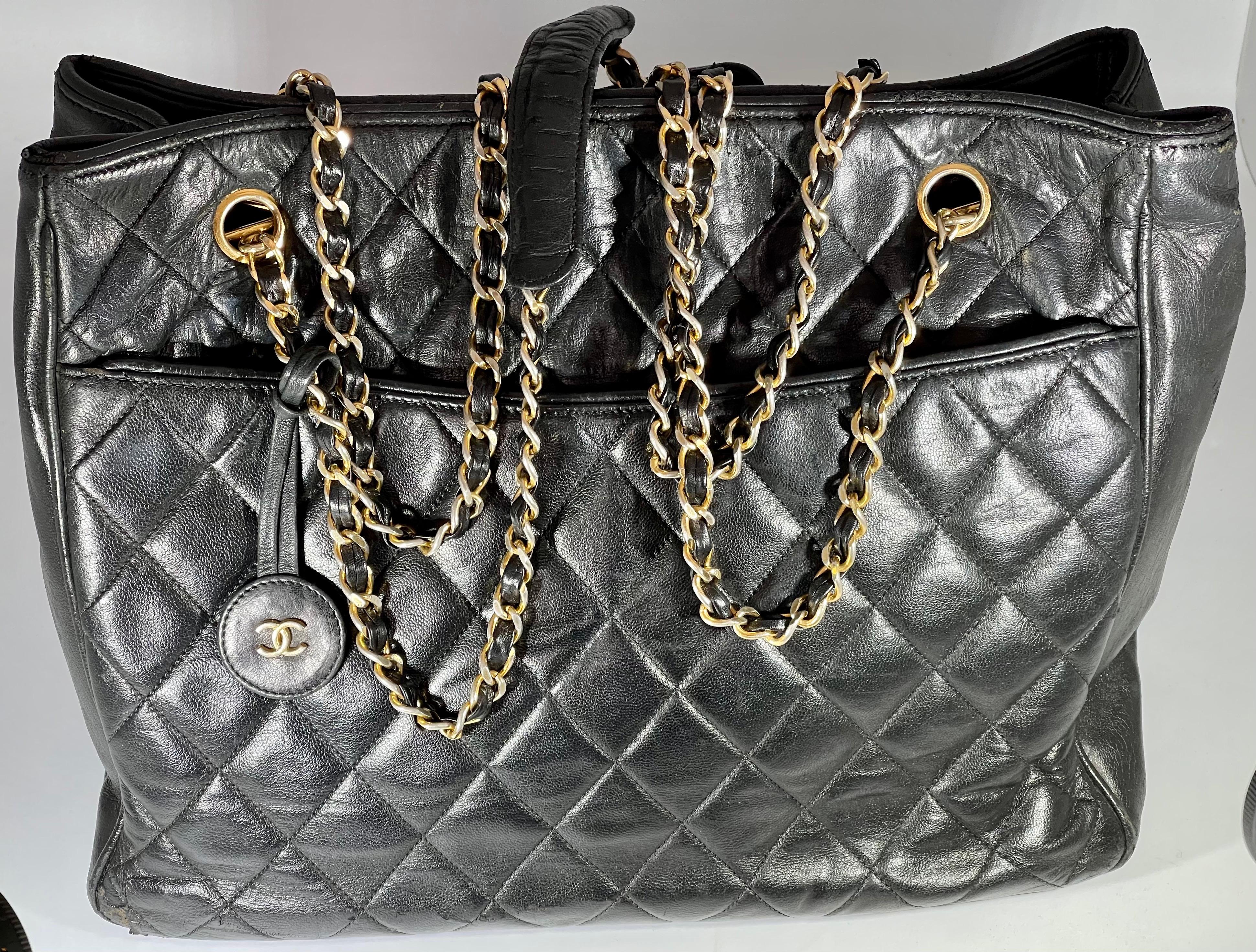 Women's Chanel Quilted Black Caviar Skin Grand Shopper Chain Tote, Golden Hardware For Sale
