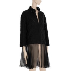 Chanel Gesteppte Schwarze Jacke mit Tüll 42 FR