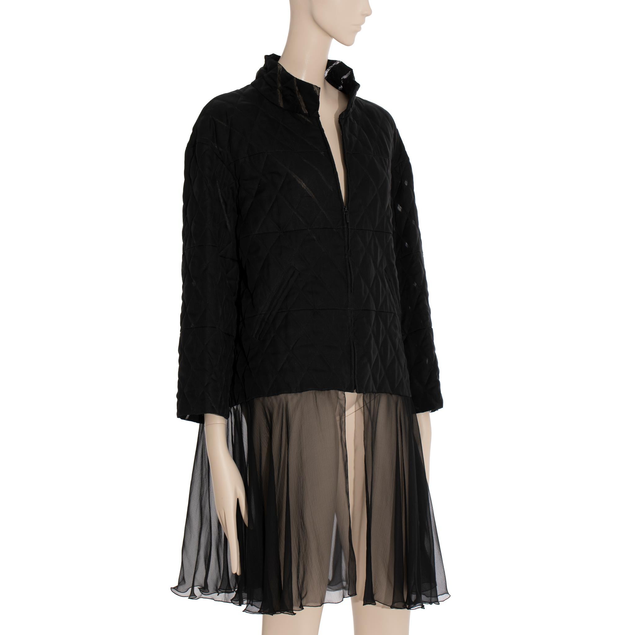 
Brand:

Chanel

Product:

Jacket With Sheer Skirt

Size:

42 Fr

Colour:

Black

Material:



Product Code:	P45987V30914
Condition:

Excellent:

The product is in excellent condition, displaying minimal signs of wear. The product has been