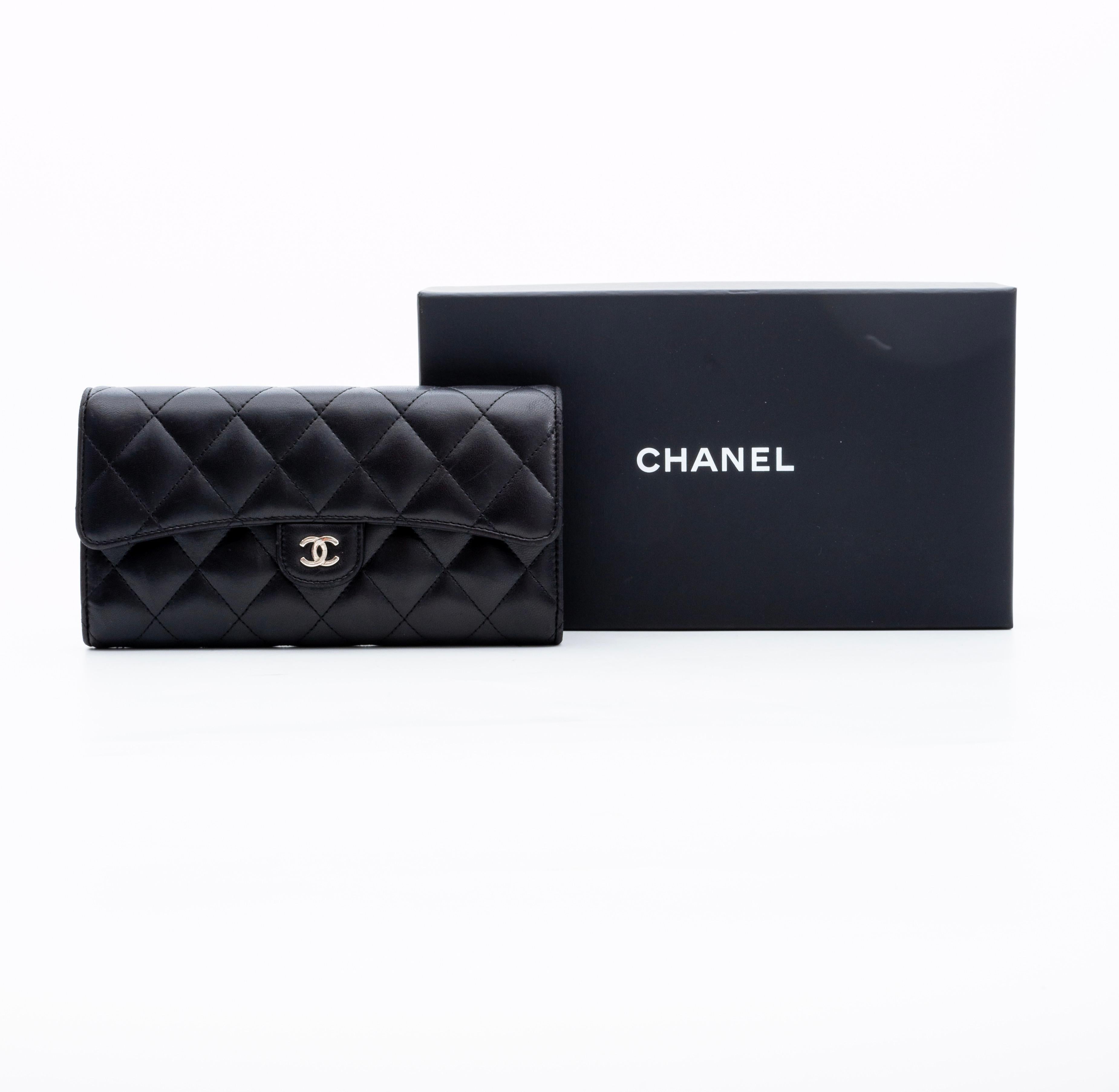 Chanel Quilted Black Lambskin Classic Flap Long Wallet (Circa 2016) 2