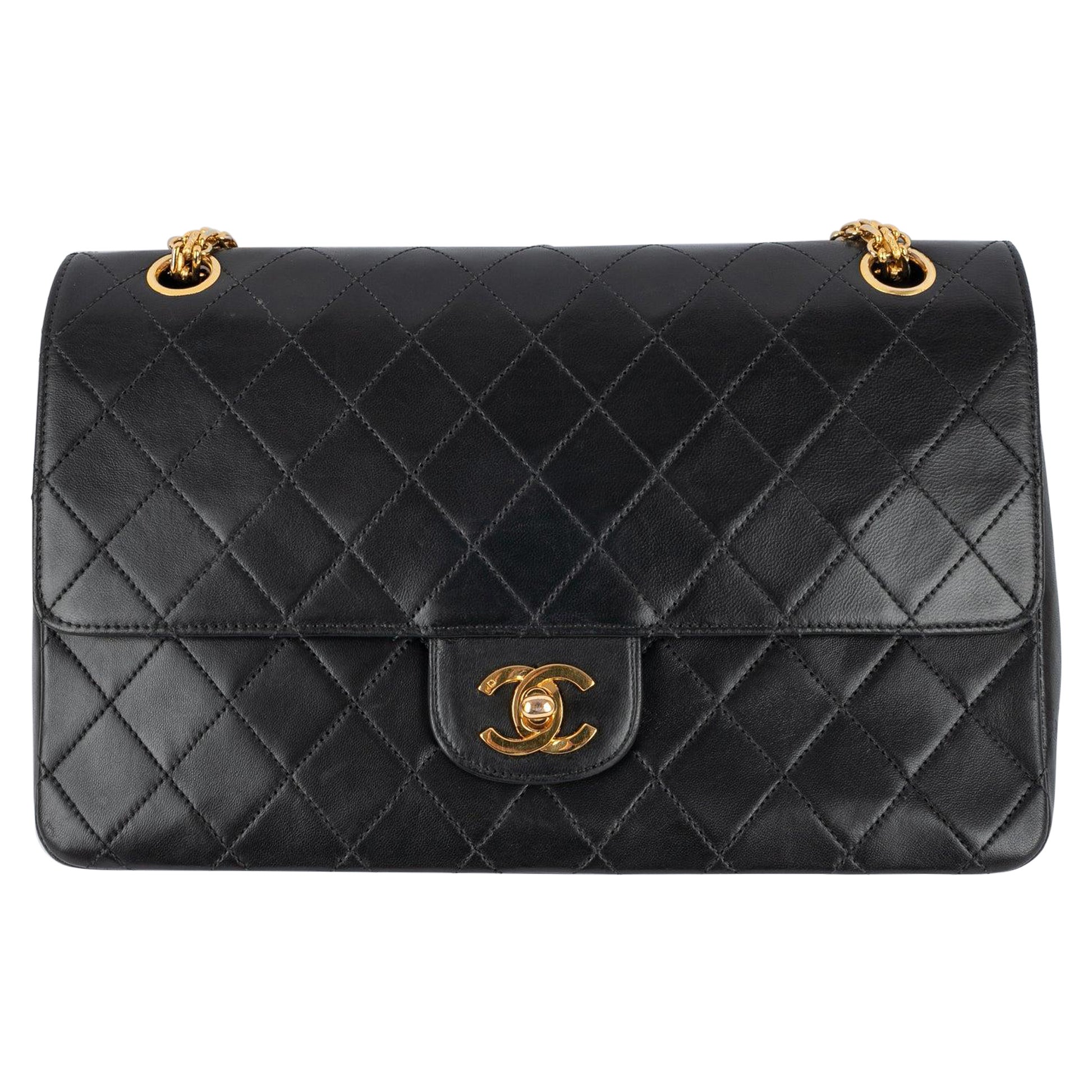 Sac Timeless en cuir d'agneau noir matelassé de Chanel, 1997/1999