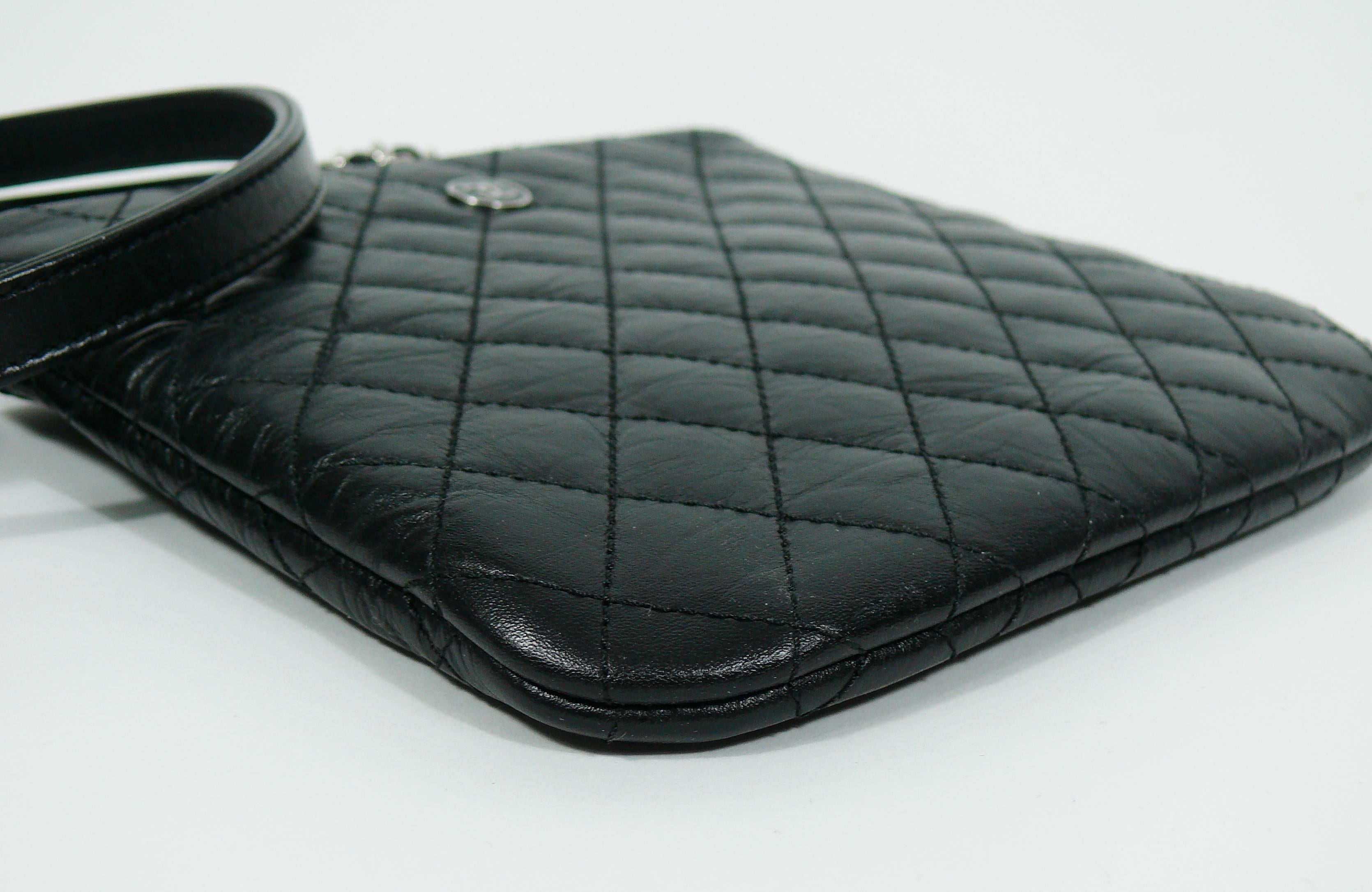 Chanel Quilted Black Leather Employee Uniform Crossbody Bag In Excellent Condition In Nice, FR