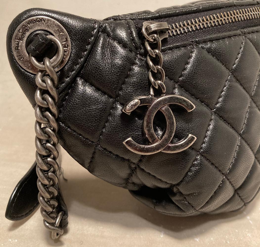 Women's Chanel Quilted Black Leather Banane Fanny Pack Bum Bag