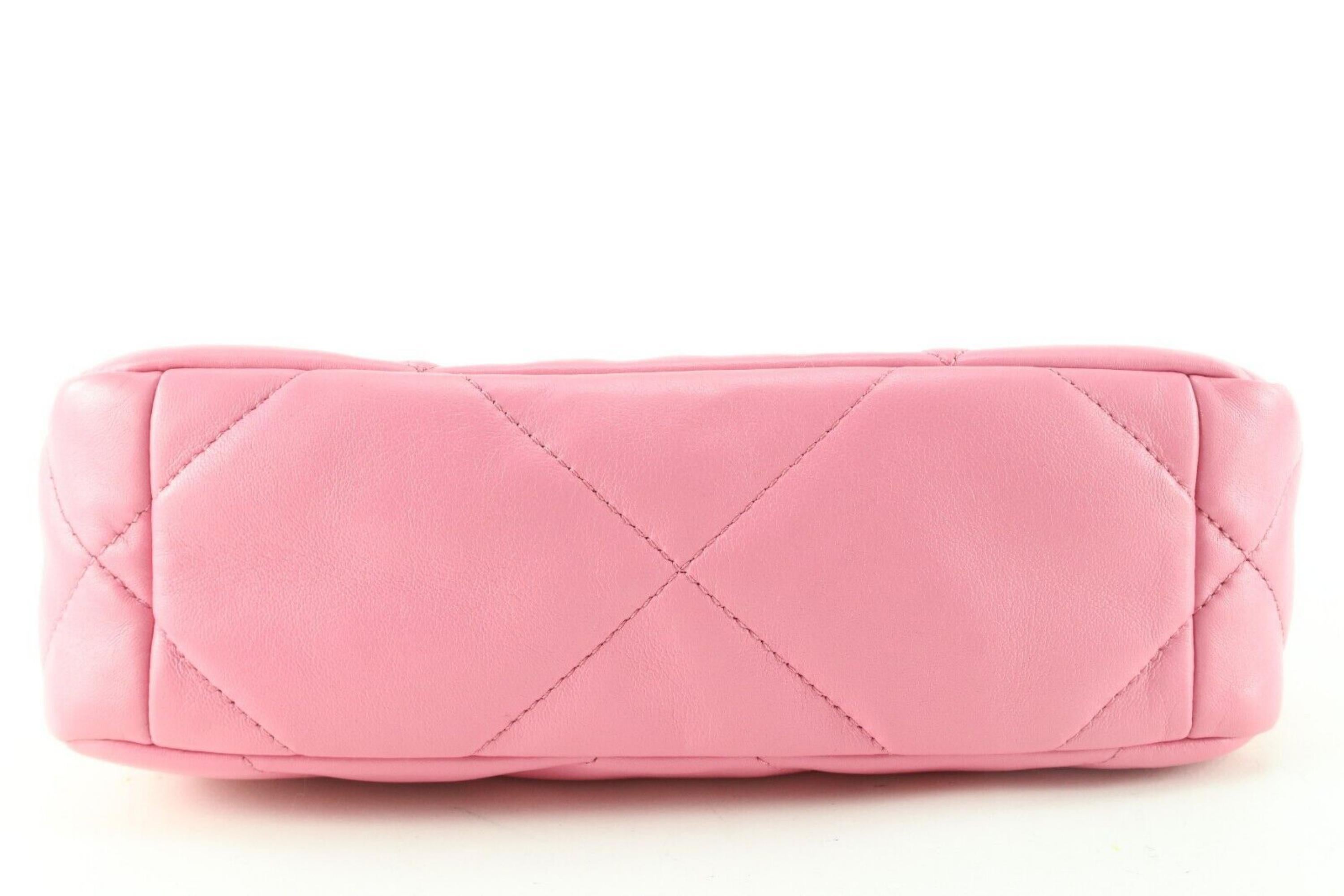 Chanel Quilted Bubble Gum Pink Medium 19 Flap 1CAS418C For Sale 5