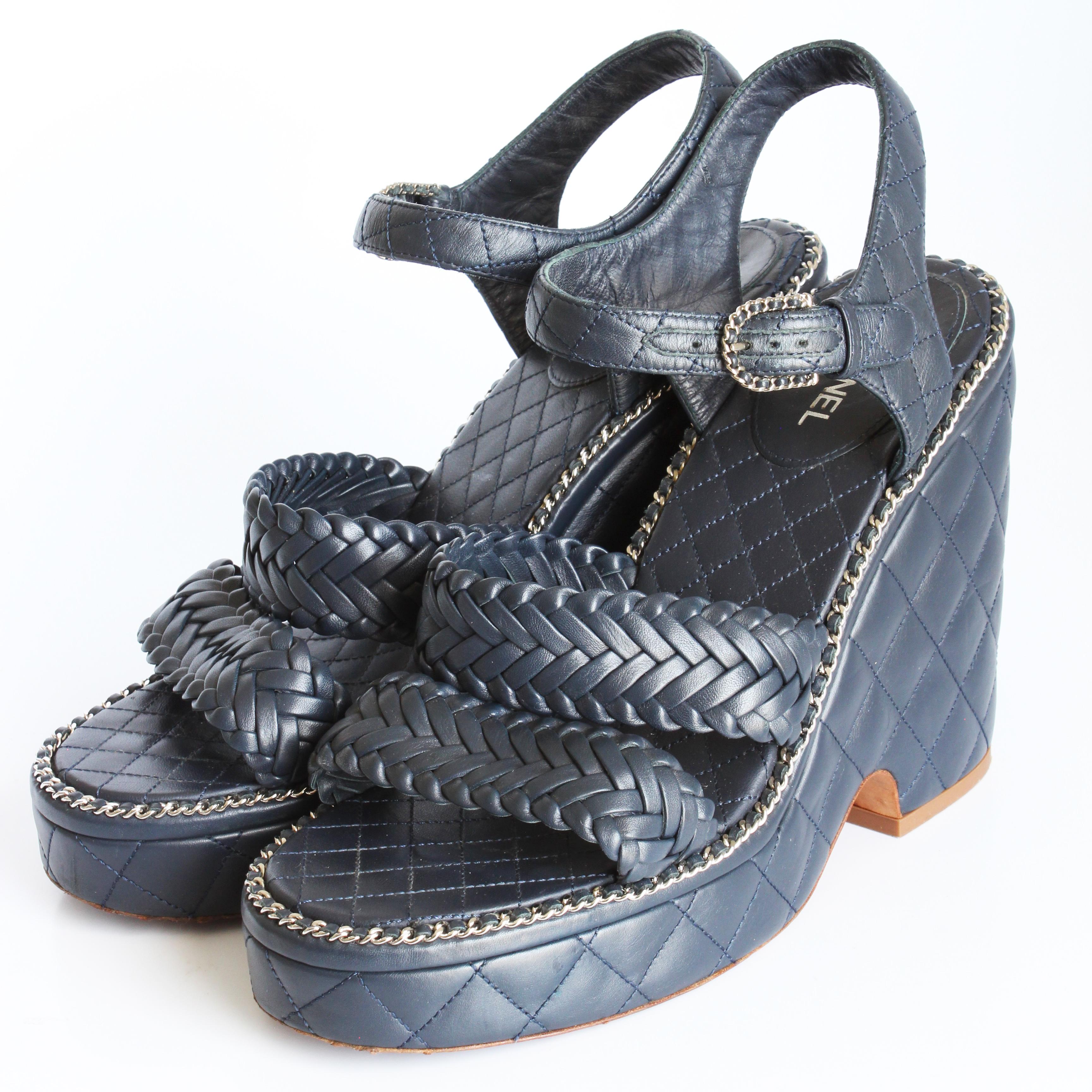 Chanel Quilted Calfskin Chain Around Sandals Platform Heels Navy 2015 Sz 40.5 For Sale 3