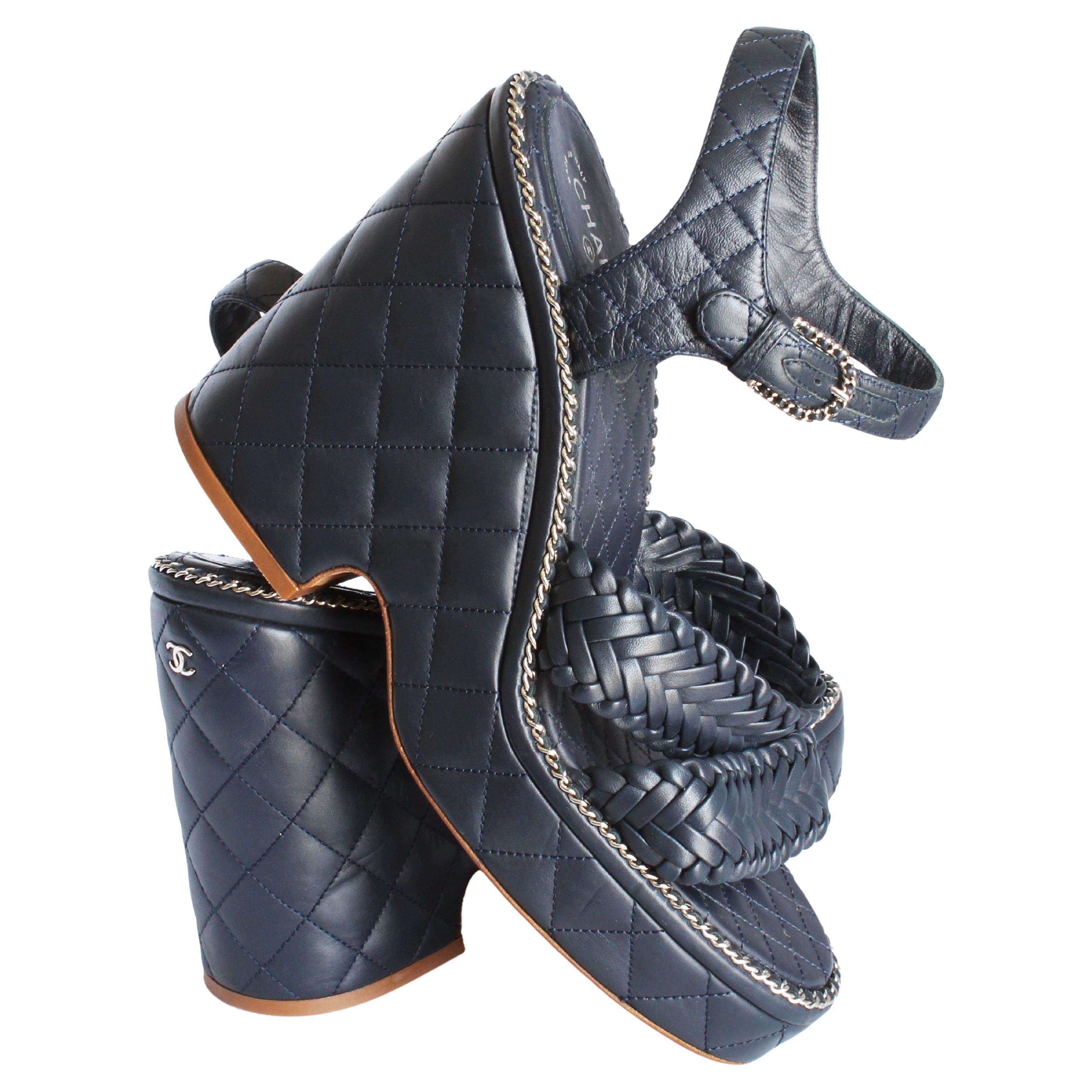 Chanel Quilted Calfskin Chain Around Sandals Platform Heels Navy 2015 Sz 40.5 For Sale