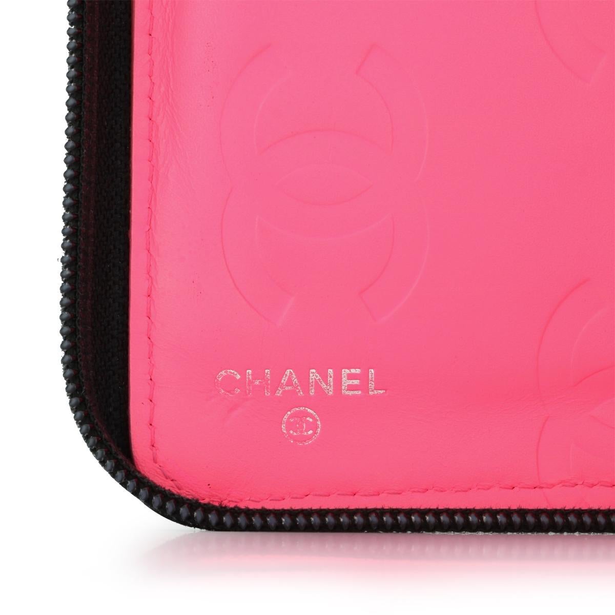 Chanel Gesteppt Cambon Große lange Brieftasche mit Reißverschluss aus schwarzem Kalbsleder Silber Hardware 2011 im Angebot 9