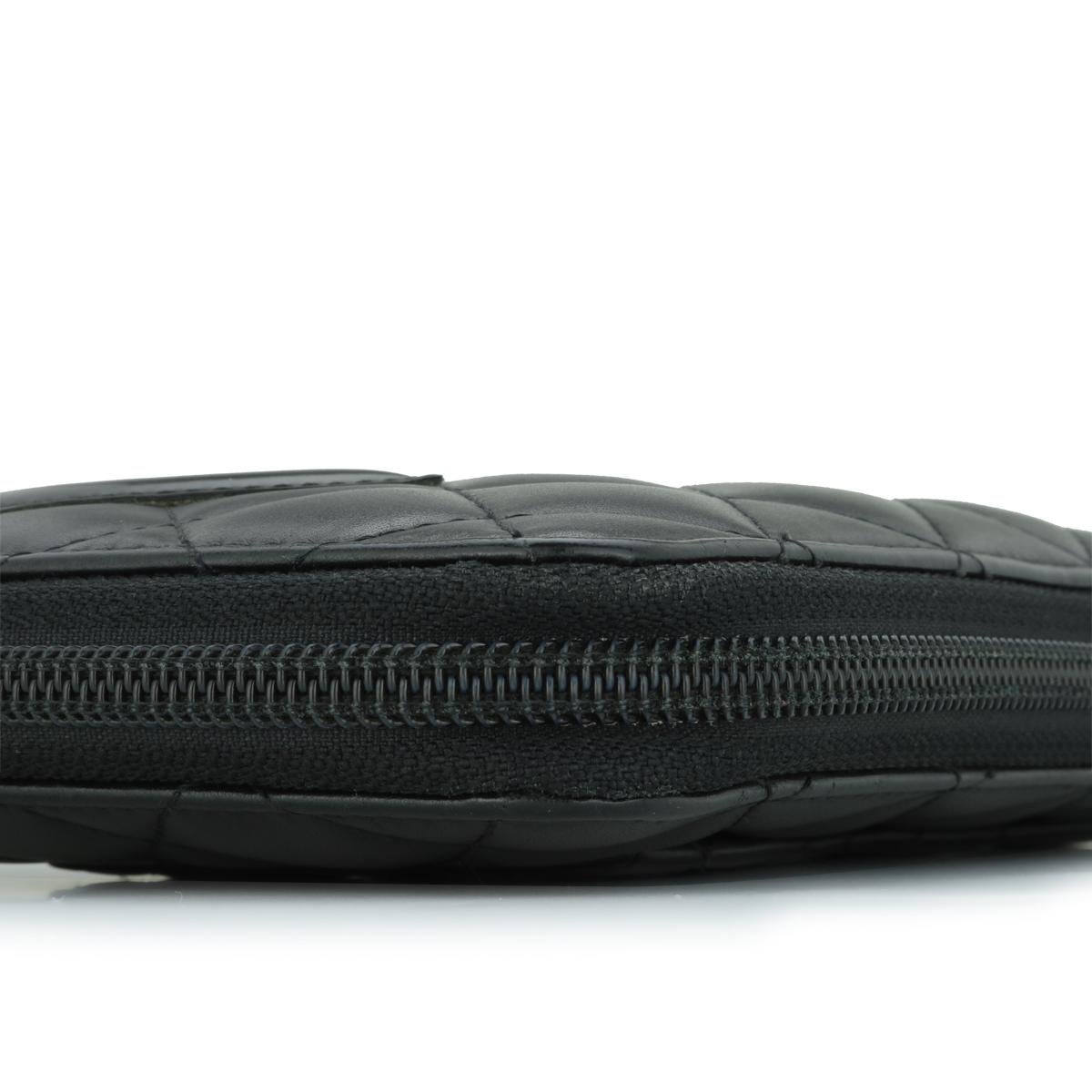 Chanel Gesteppt Cambon Große lange Brieftasche mit Reißverschluss aus schwarzem Kalbsleder Silber Hardware 2011 im Angebot 2