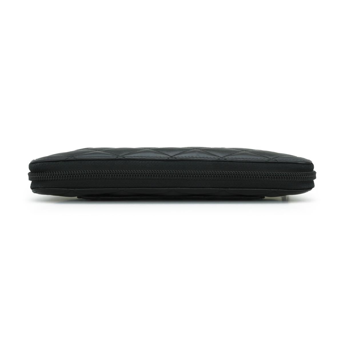 Chanel Gesteppt Cambon Große lange Brieftasche mit Reißverschluss aus schwarzem Kalbsleder Silber Hardware 2013 im Angebot 1