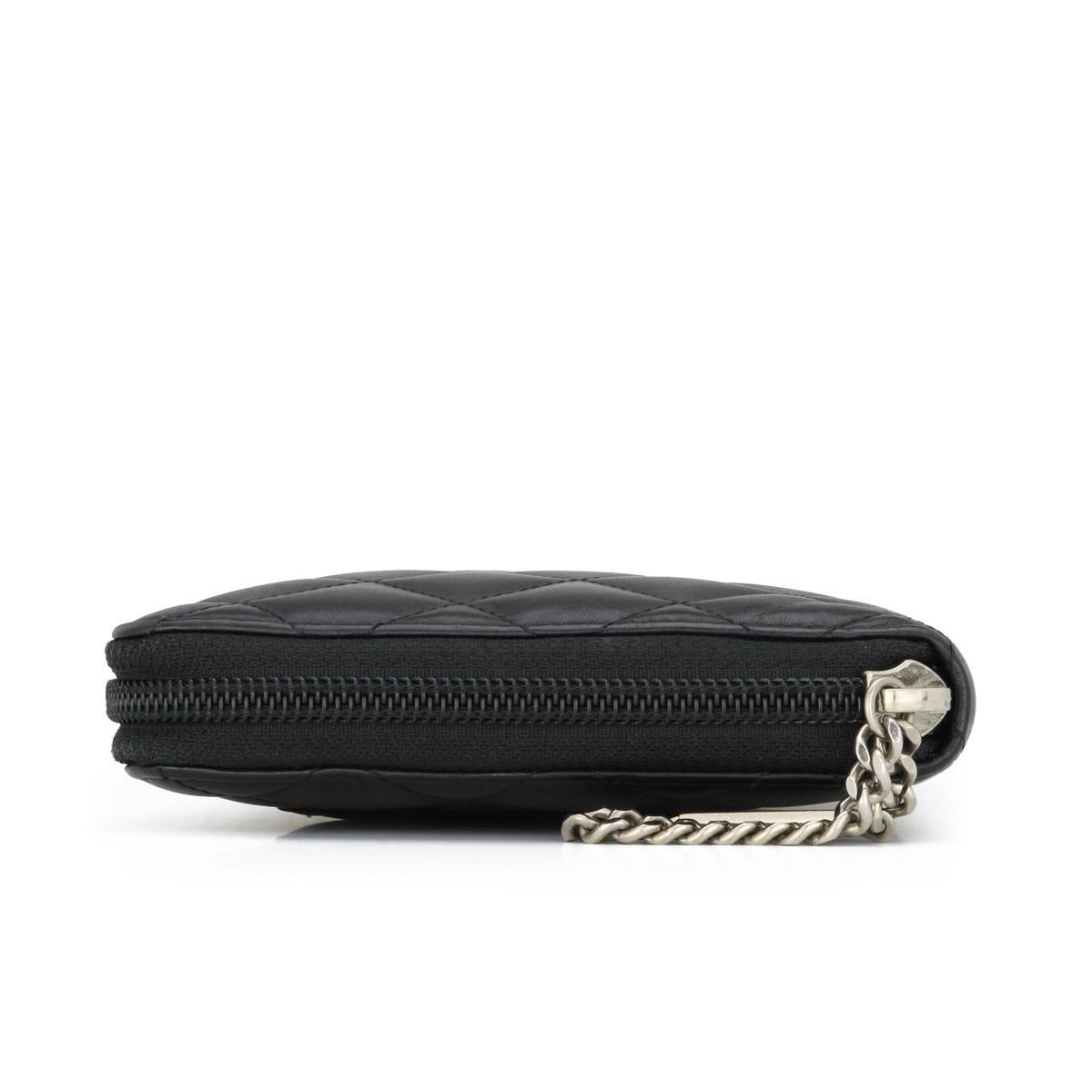 Chanel Gesteppt Cambon Große lange Brieftasche mit Reißverschluss aus schwarzem Kalbsleder Silber Hardware 2013 im Angebot 5