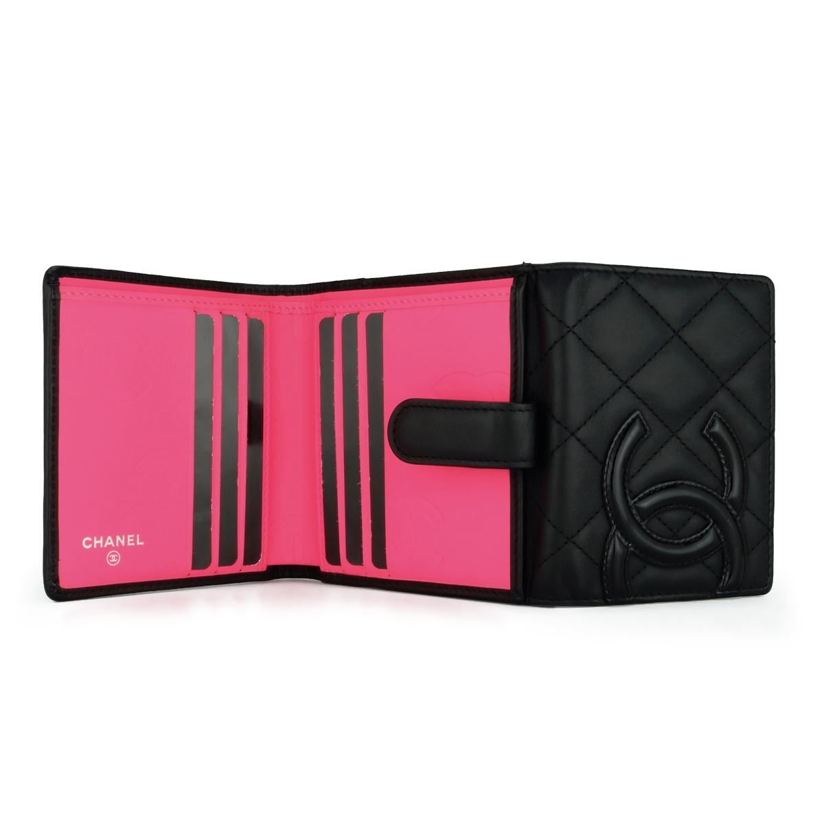 Chanel Gesteppte Cambon-Brieftasche aus schwarzem Kalbsleder mit silberner Klappe 2016 10