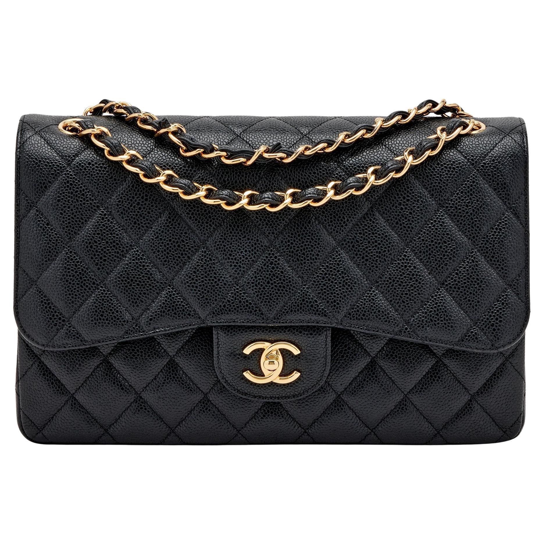 Chanel Quilted Caviar Jumbo Classic Double Flap Bag Gold Hardware 2022 en vente