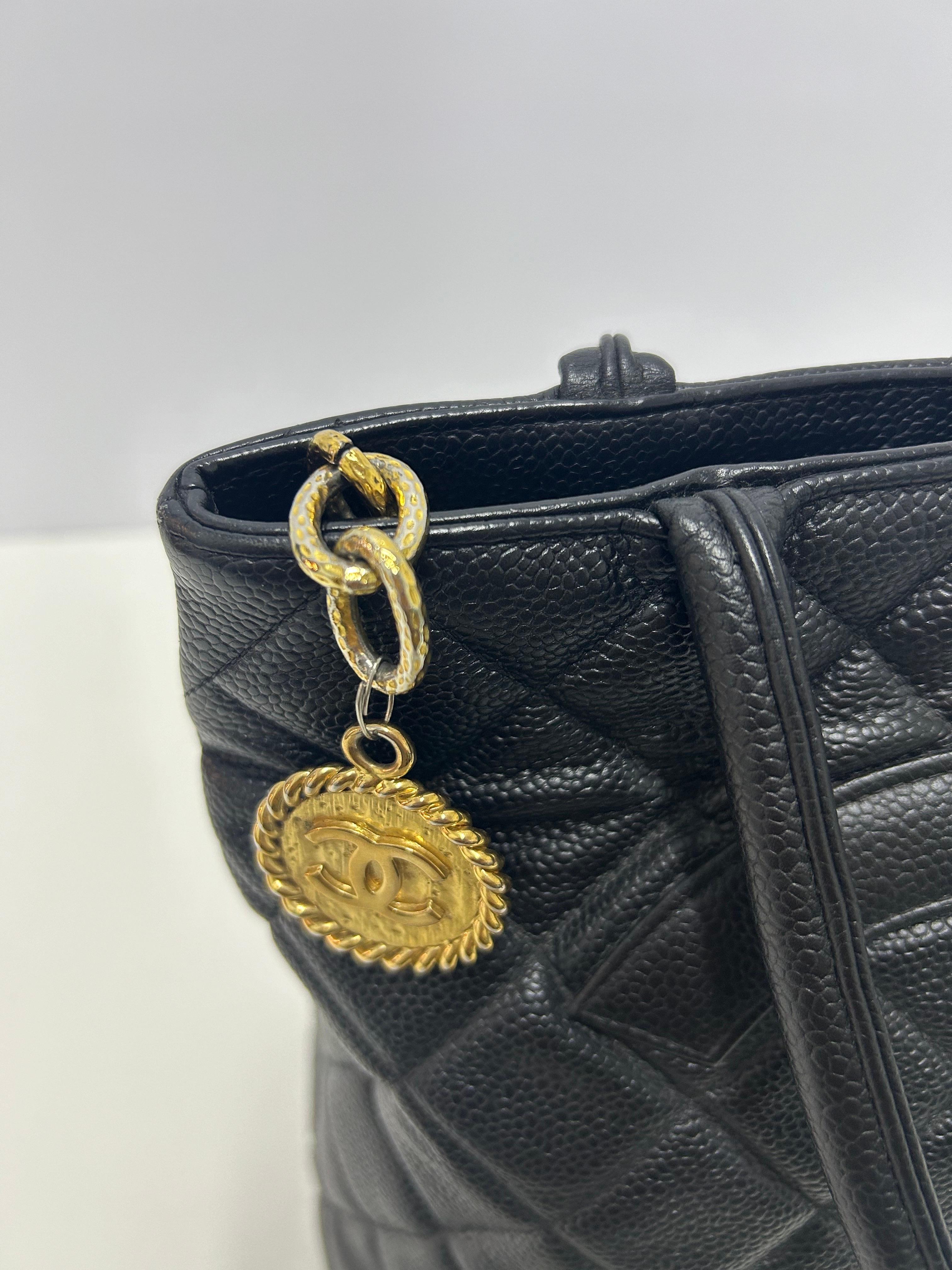 Chanel Quilted Caviar Leather 2002/2003 Medallion Tote For Sale 13