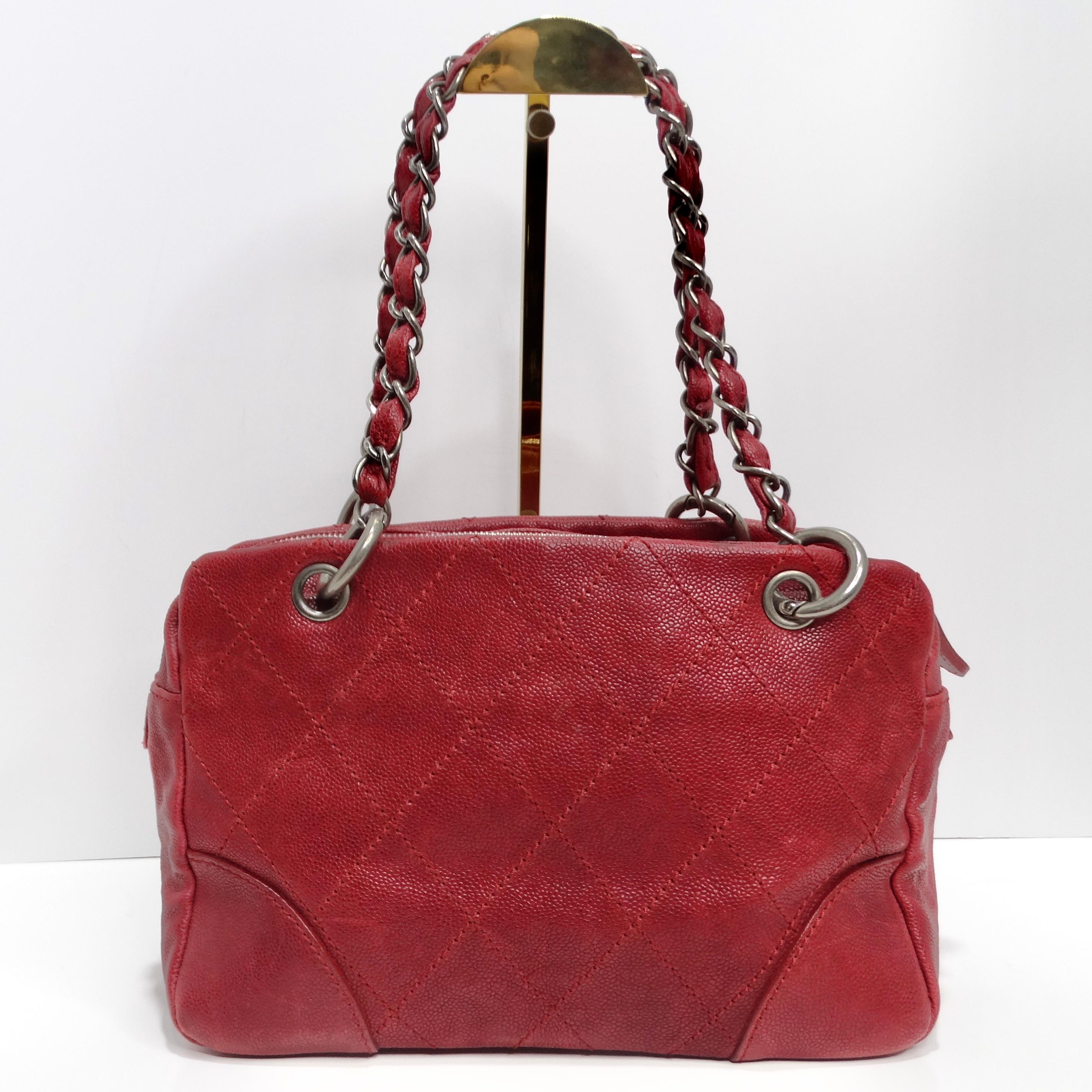 Chanel Quilted Caviar Red Leather Shoulder Bag In Excellent Condition For Sale In Scottsdale, AZ