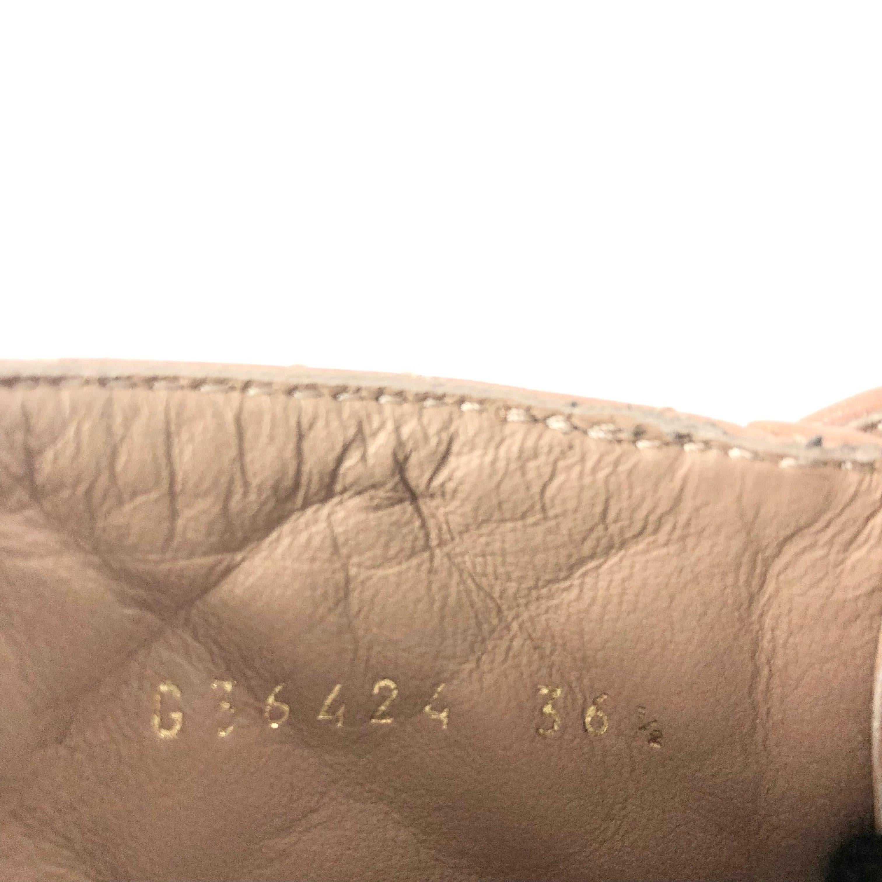 Chanel Quilted CC Logo Lambskin and Calfskin Cap Toe Combat Short Boots 36.5 en vente 5