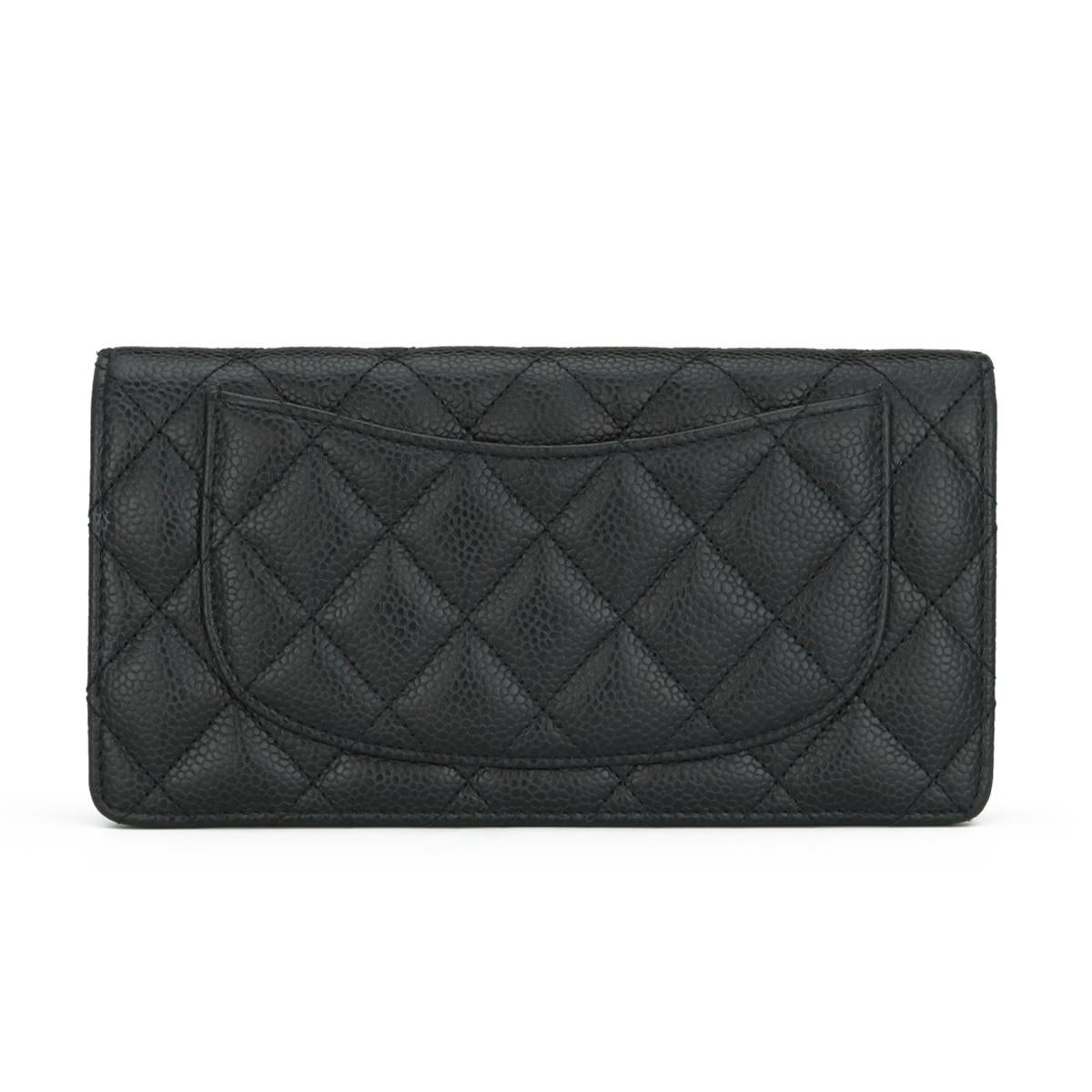 Chanel Quilted Classic Long Flap Yen Wallet in Black Caviar Silver Hardware 2014 In Good Condition For Sale In Huddersfield, GB