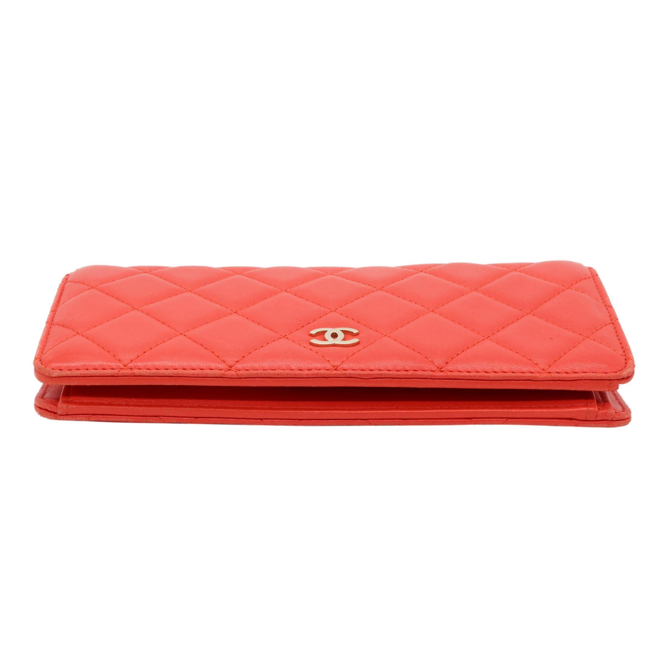 Red Chanel Quilted Coral Lambskin Leather Yen Continental Wallet, 2009 - 2010.